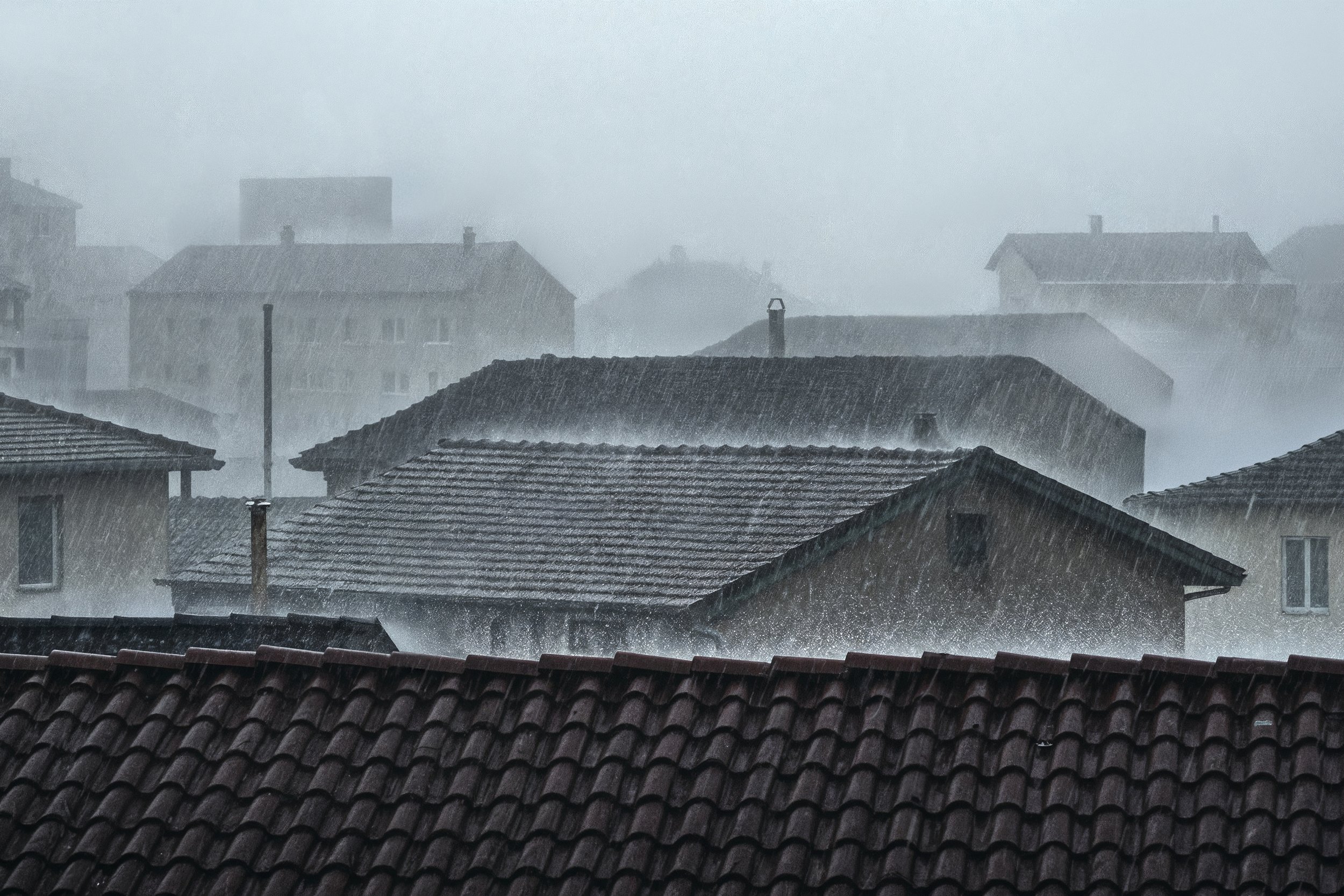 Hurricane Season Is Here: 7 Things Melbourne Homeowners Should Check on Their Roof This Week