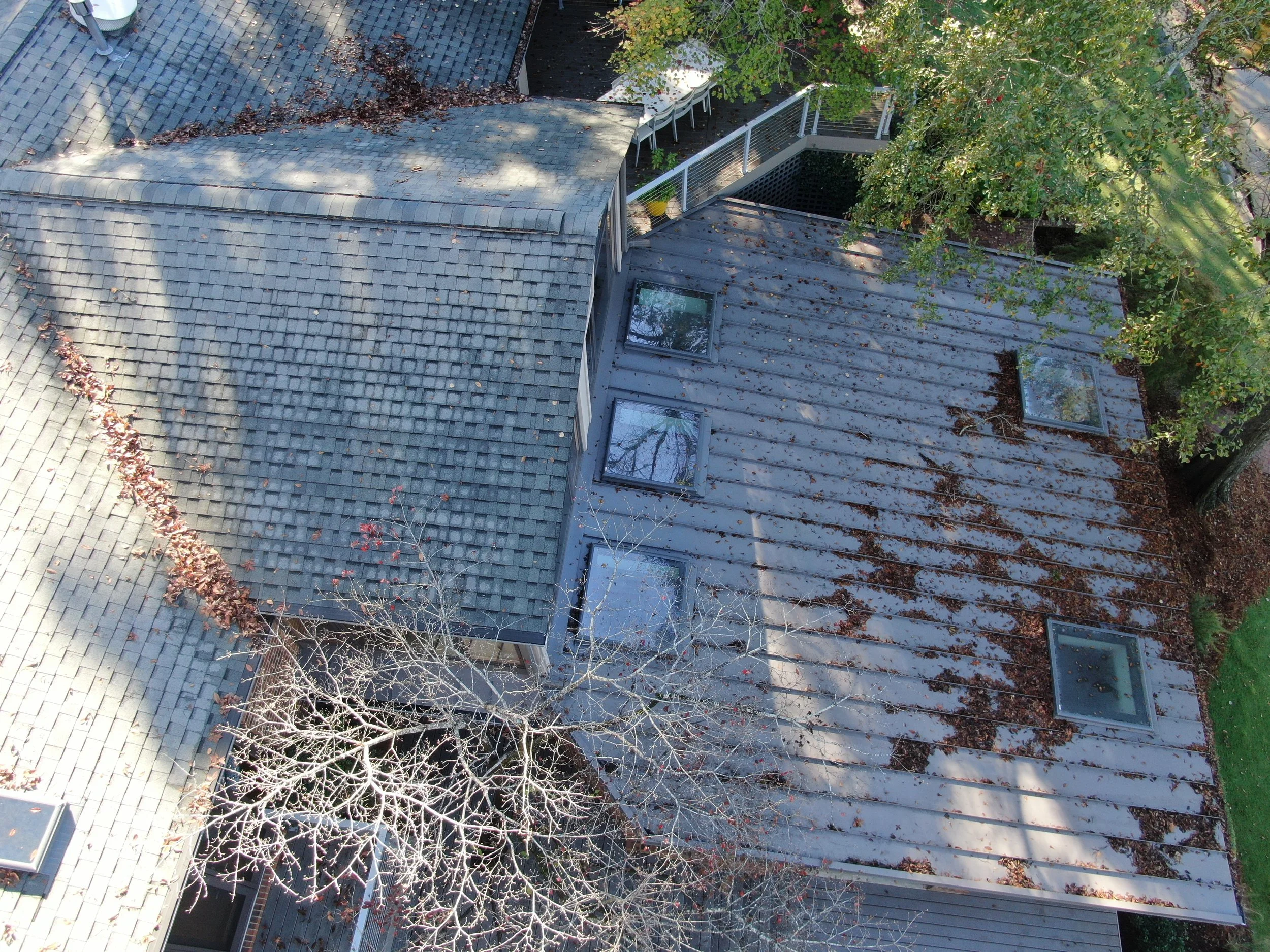 Why Insurance Adjusters Are Paying Closer Attention to Roof Age in Mobile, AL
