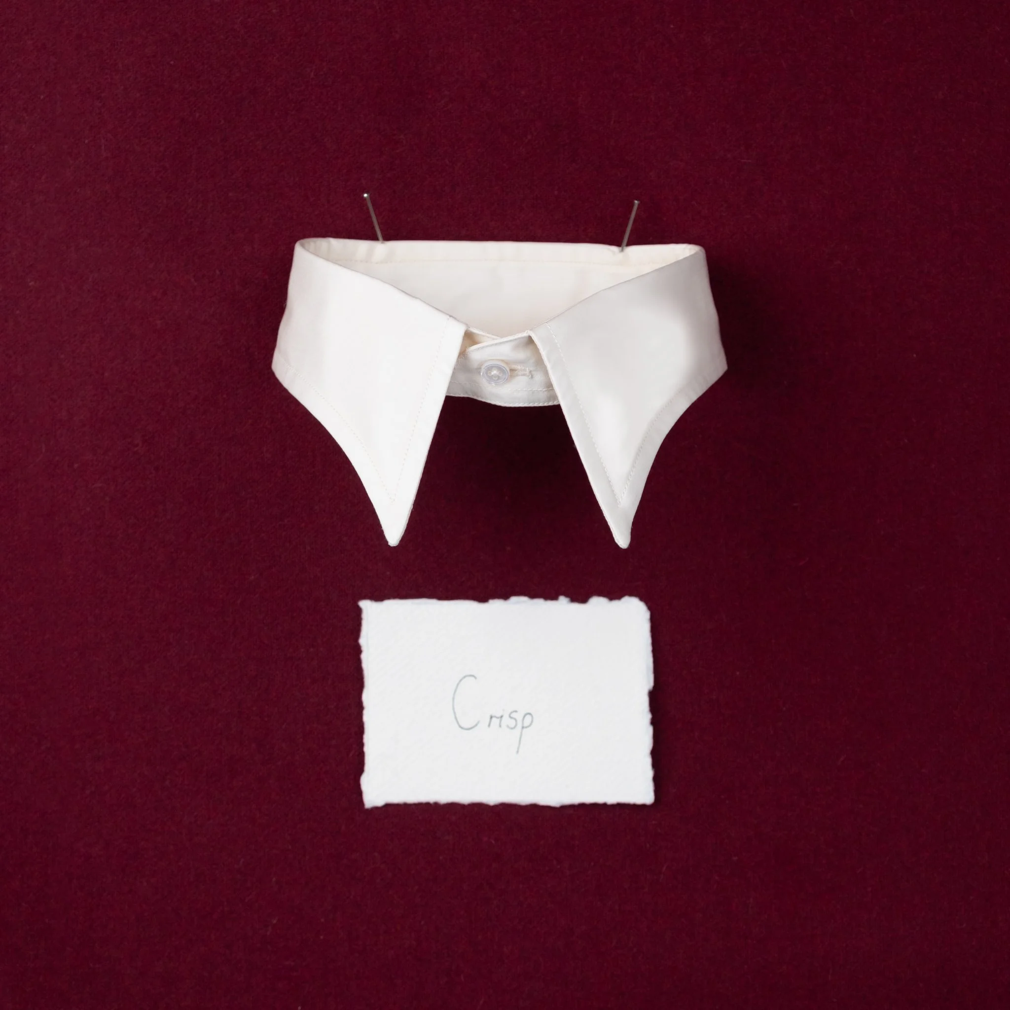 Crisp,
Inspired by a portrait of Quentin Crisp
spotted at an art fair, James loved the
way this more pointed collar looked so he
set about trying to recreate the elements
he liked. The result is a collar with a
distinctly preppy feel—perfect for a mo