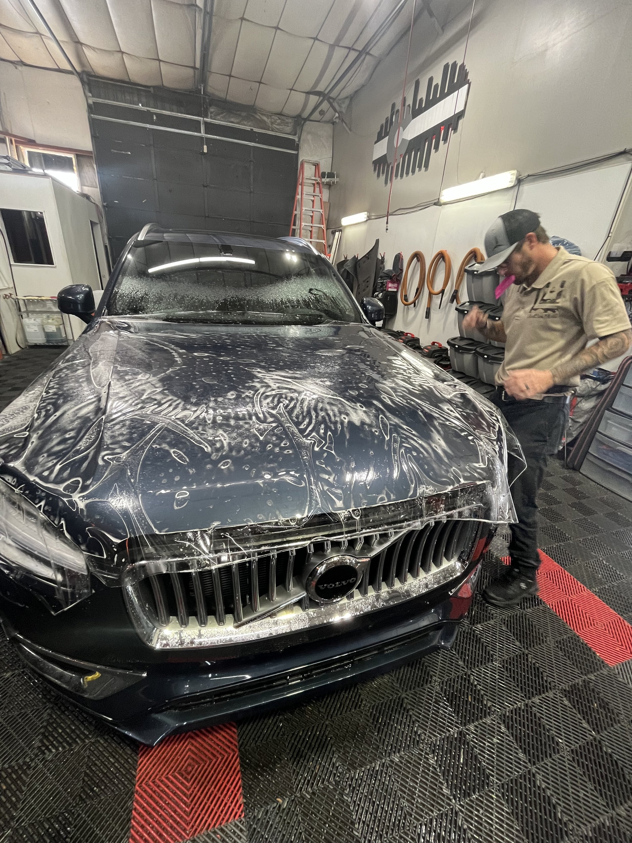 VOLVO XC 90 (FILM CLOSE UP) .jpg