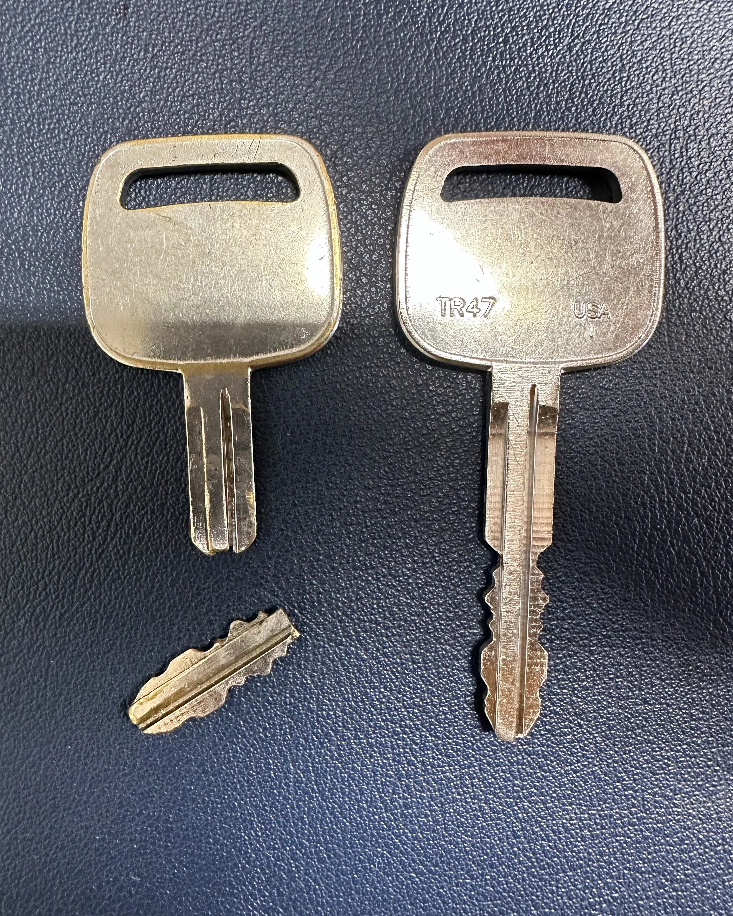 BROKEN KEY