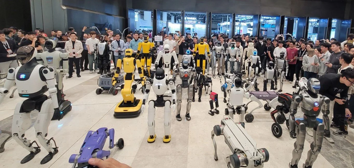 Image montrant un collection de robots différents