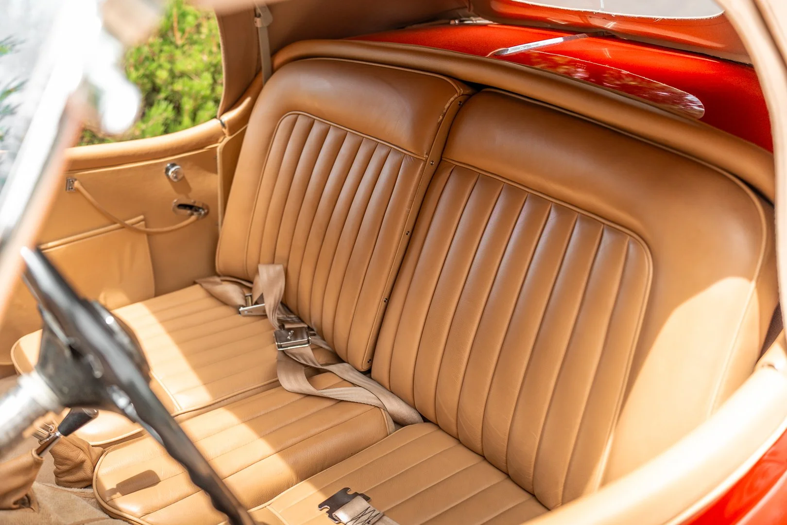 56 Jag-018.jpg