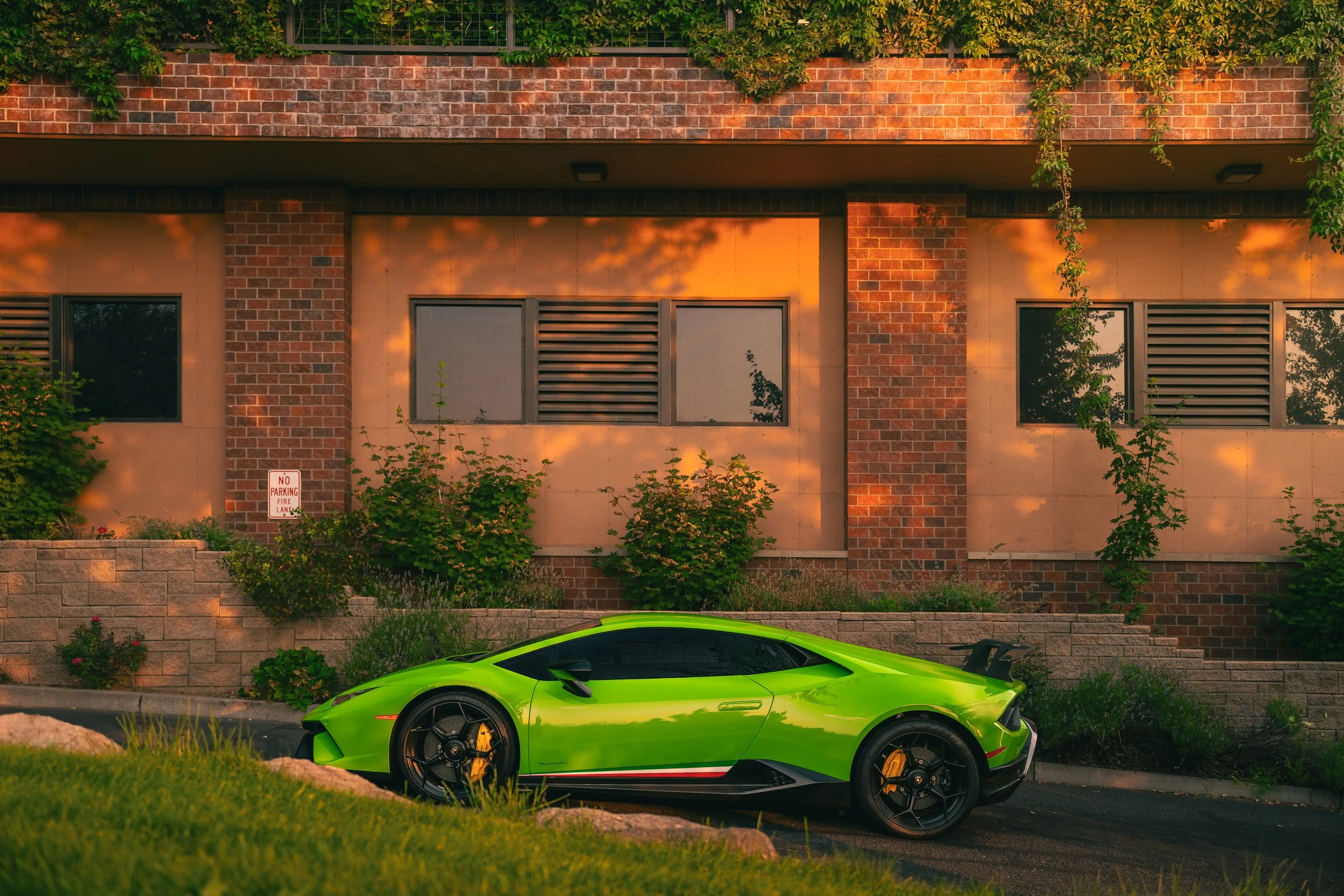 Lambo-08.jpg
