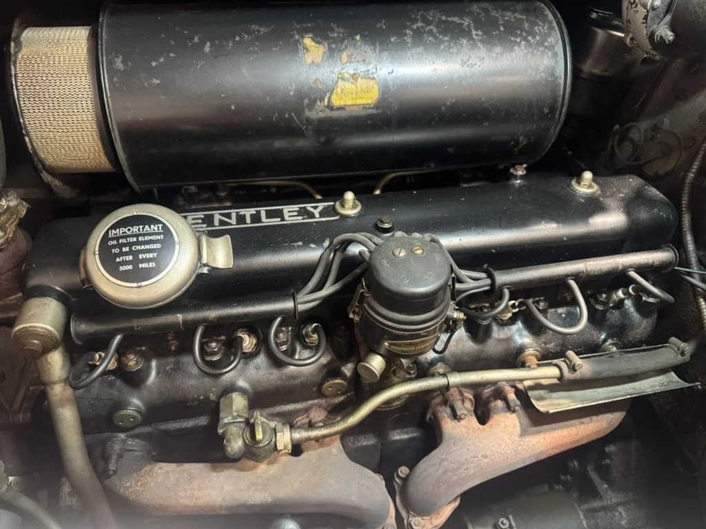 1952_Bentley_MKVI_Engine.jpg