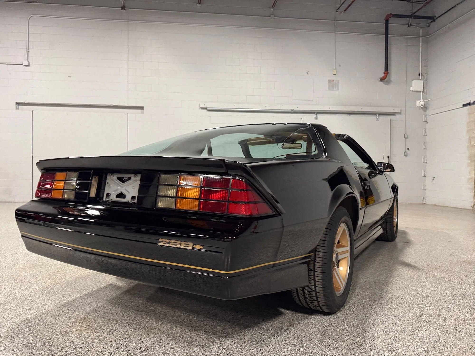 1985_Chevy_Camaro_Rear_Right.jpeg