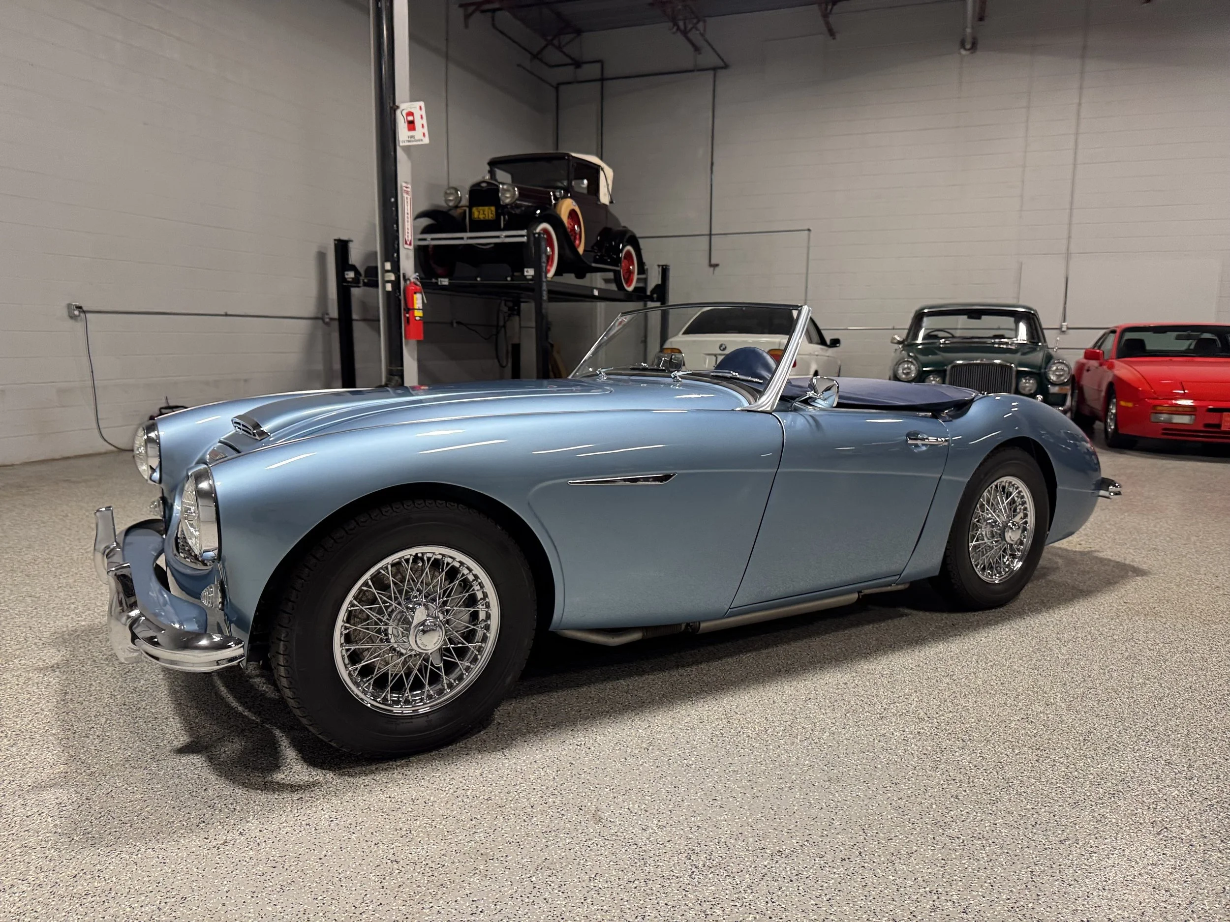 1960 Austin Healey 3000 Left.jpeg