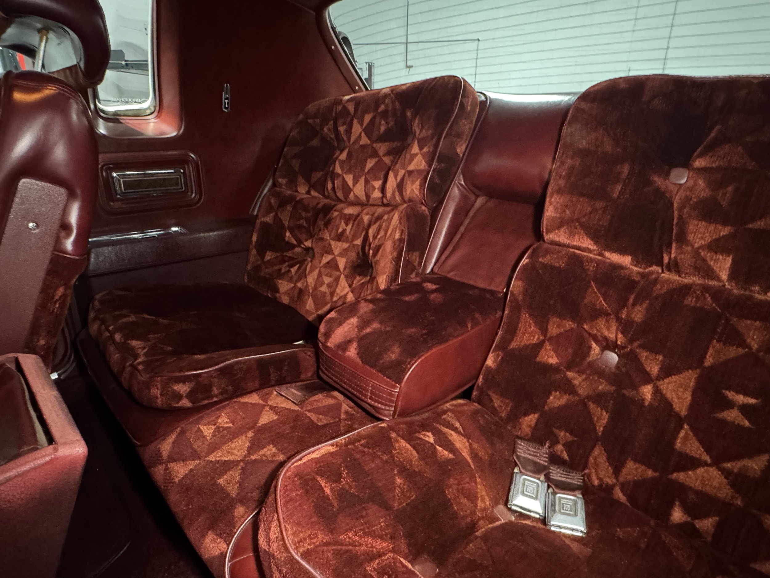 1976 Olds Toronado Rear Seats.jpeg