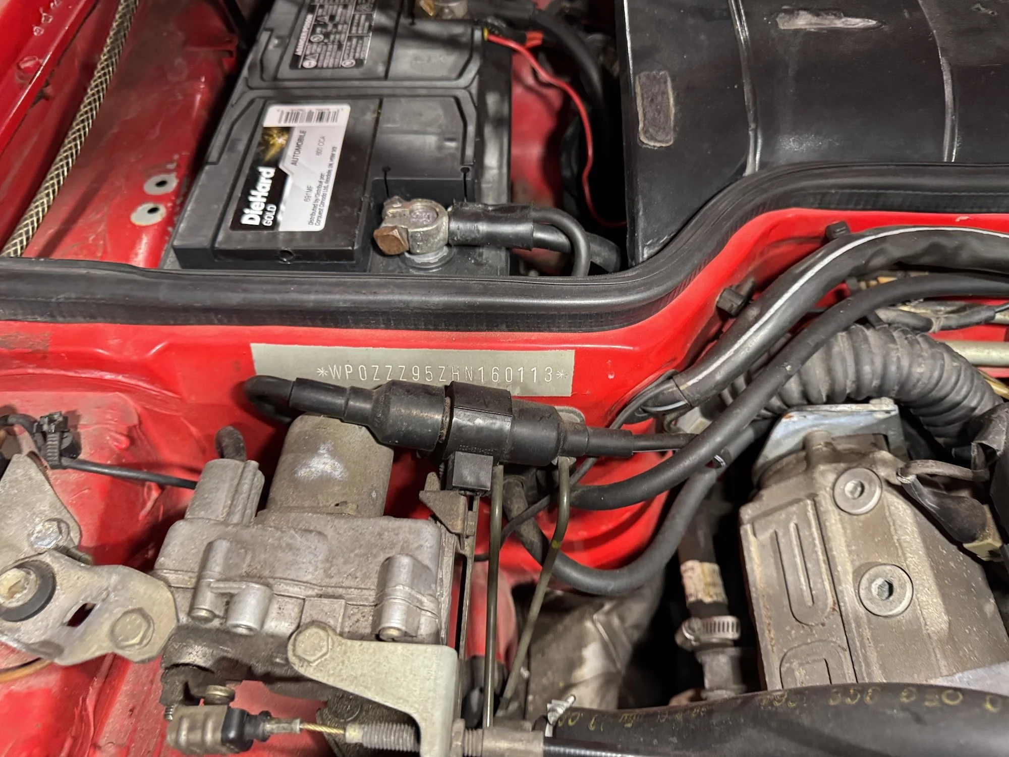1987 Porsche 944 Turbo Engine 2.jpeg