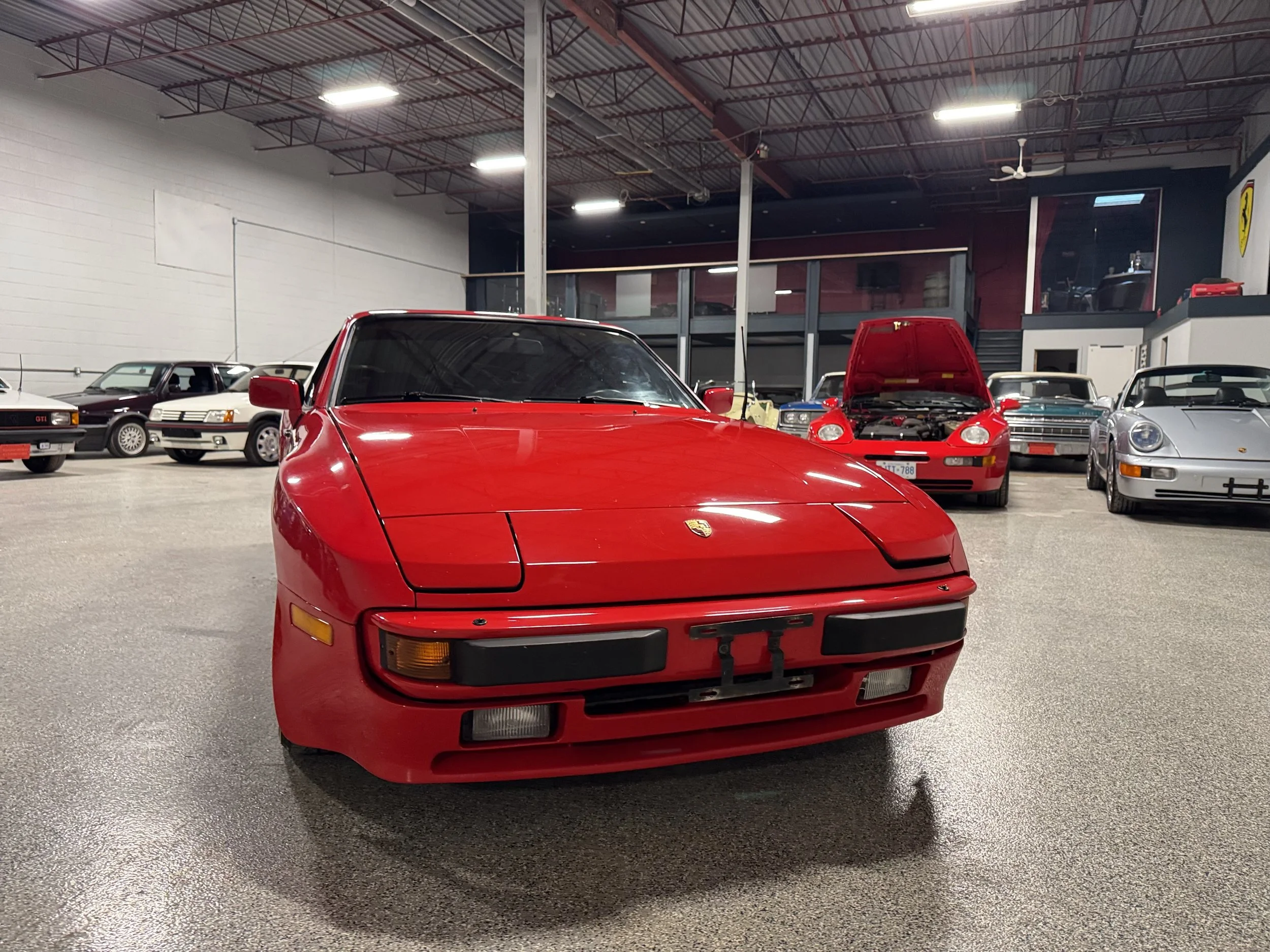 1984_Porsche_944_Front.jpeg