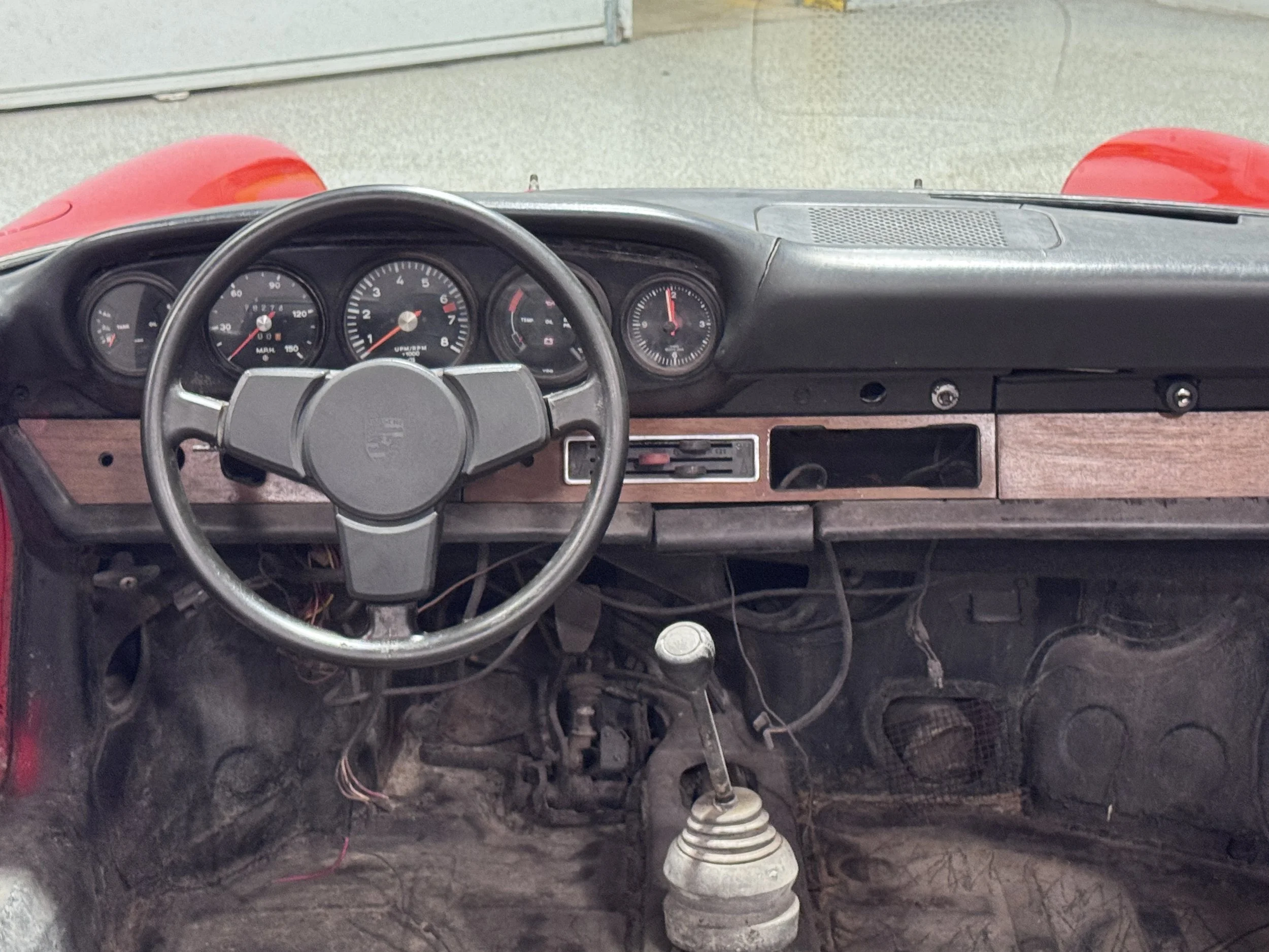 1971 Porsche 911 Cab Project Dashboard.JPG