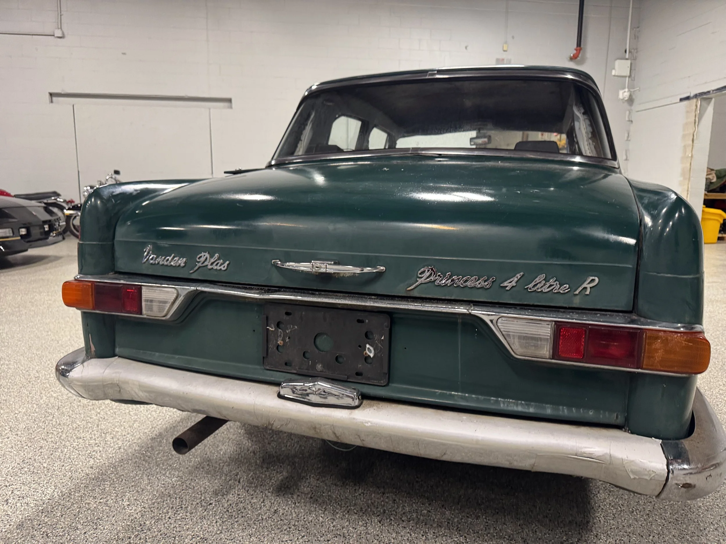 1967 Vanden Plas Rolls Rear Trunk.jpeg