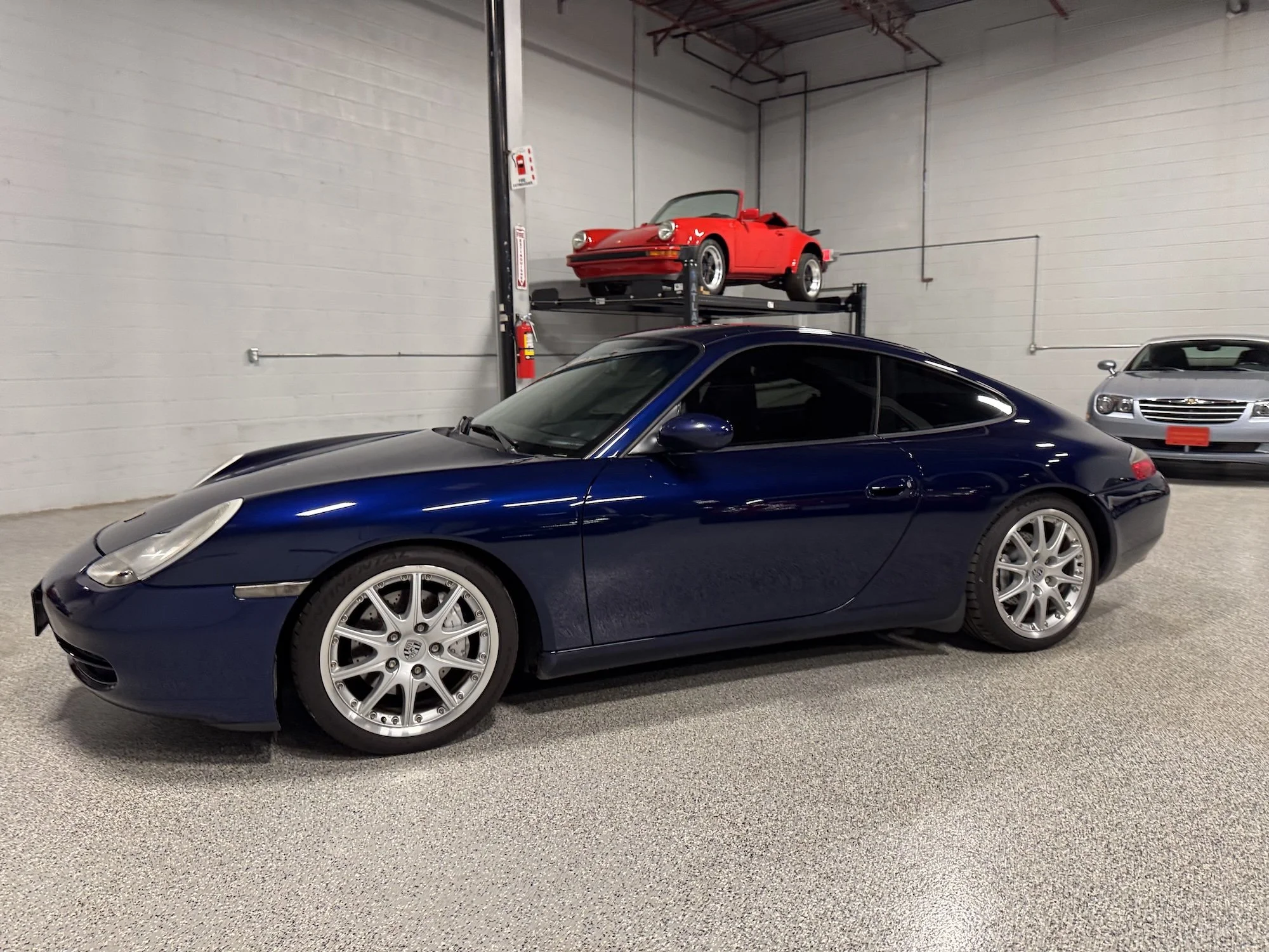 2001_Porsche_966_Carrera_Left2.jpg