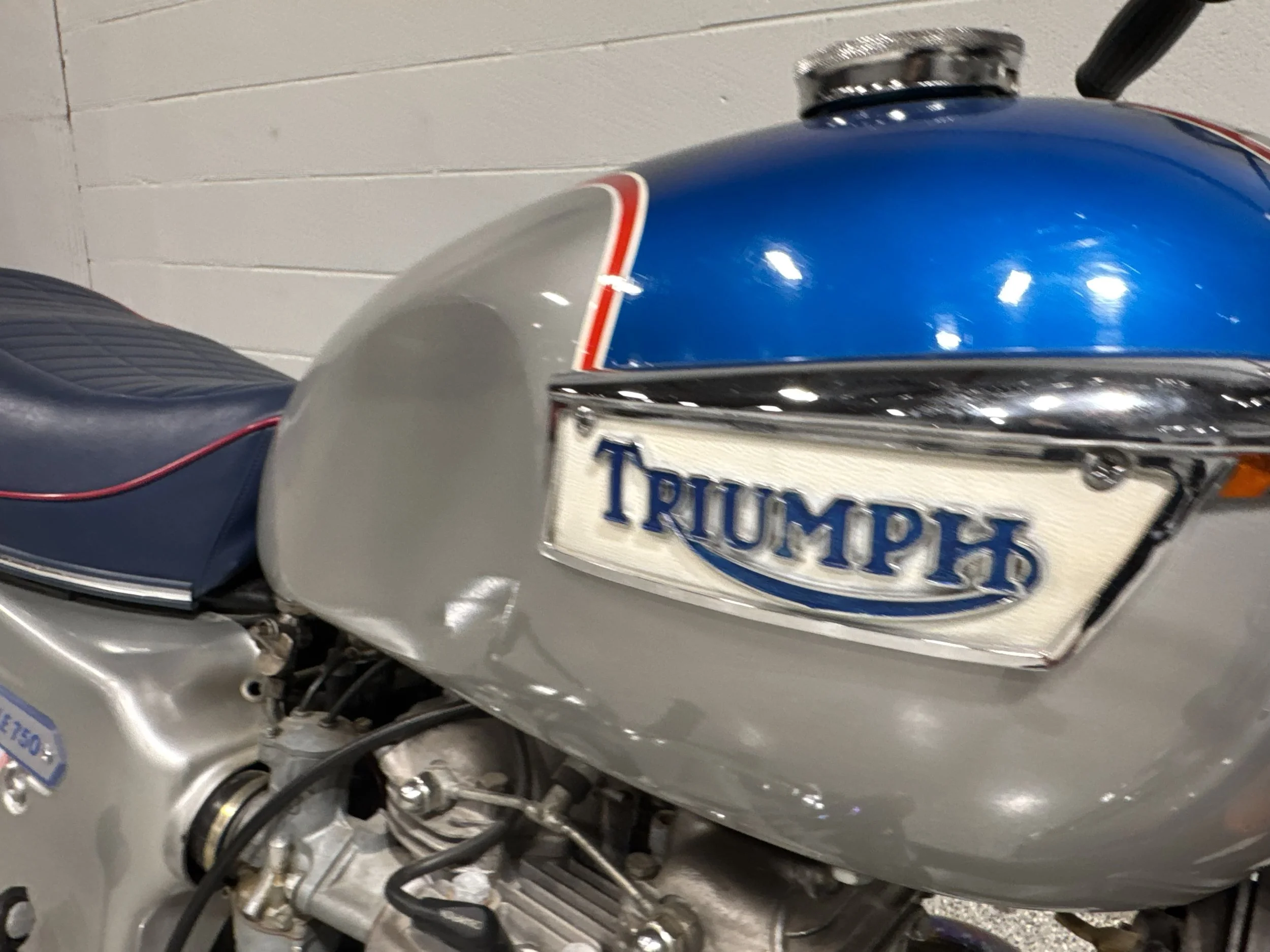 1978 Triumph Jubilee Triumph Logo Right.jpeg