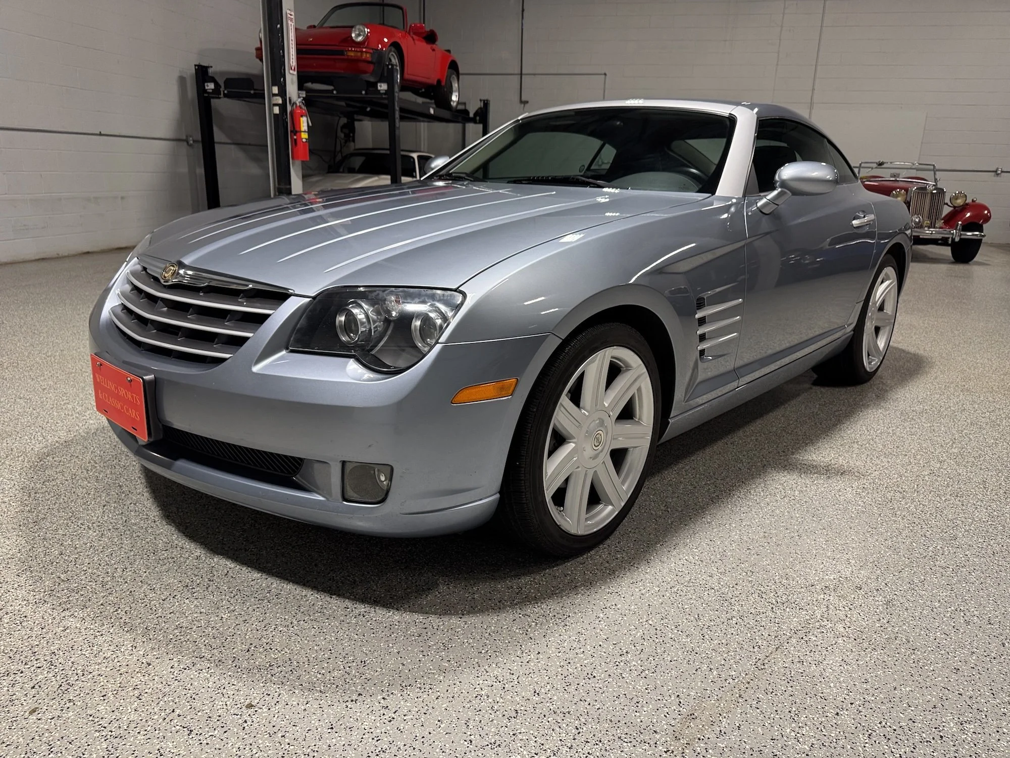 2004_Chrysler_Crossfire_FrontLeft.jpg