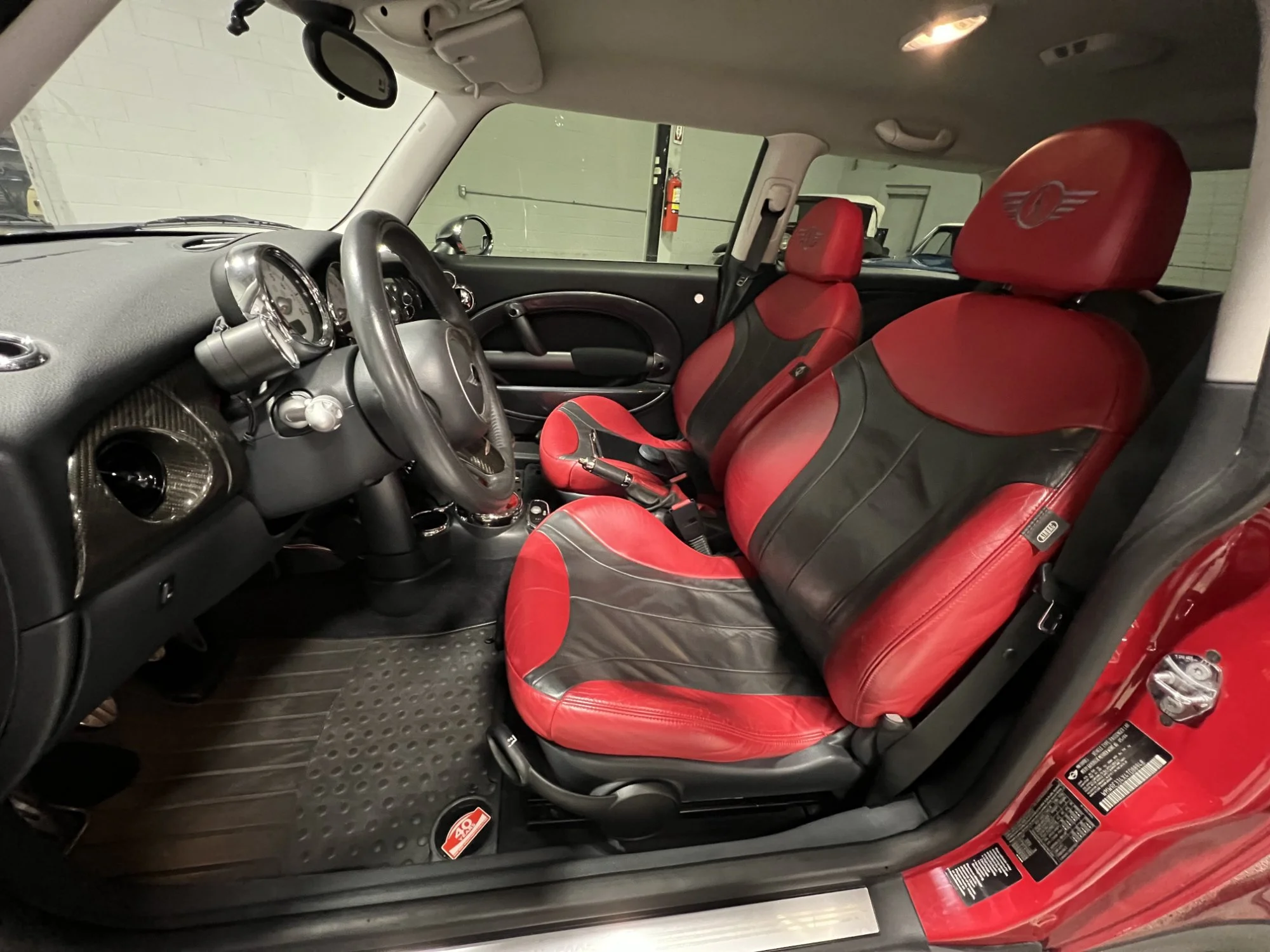 2004 Mini Cooper S - Interior .5.jpg
