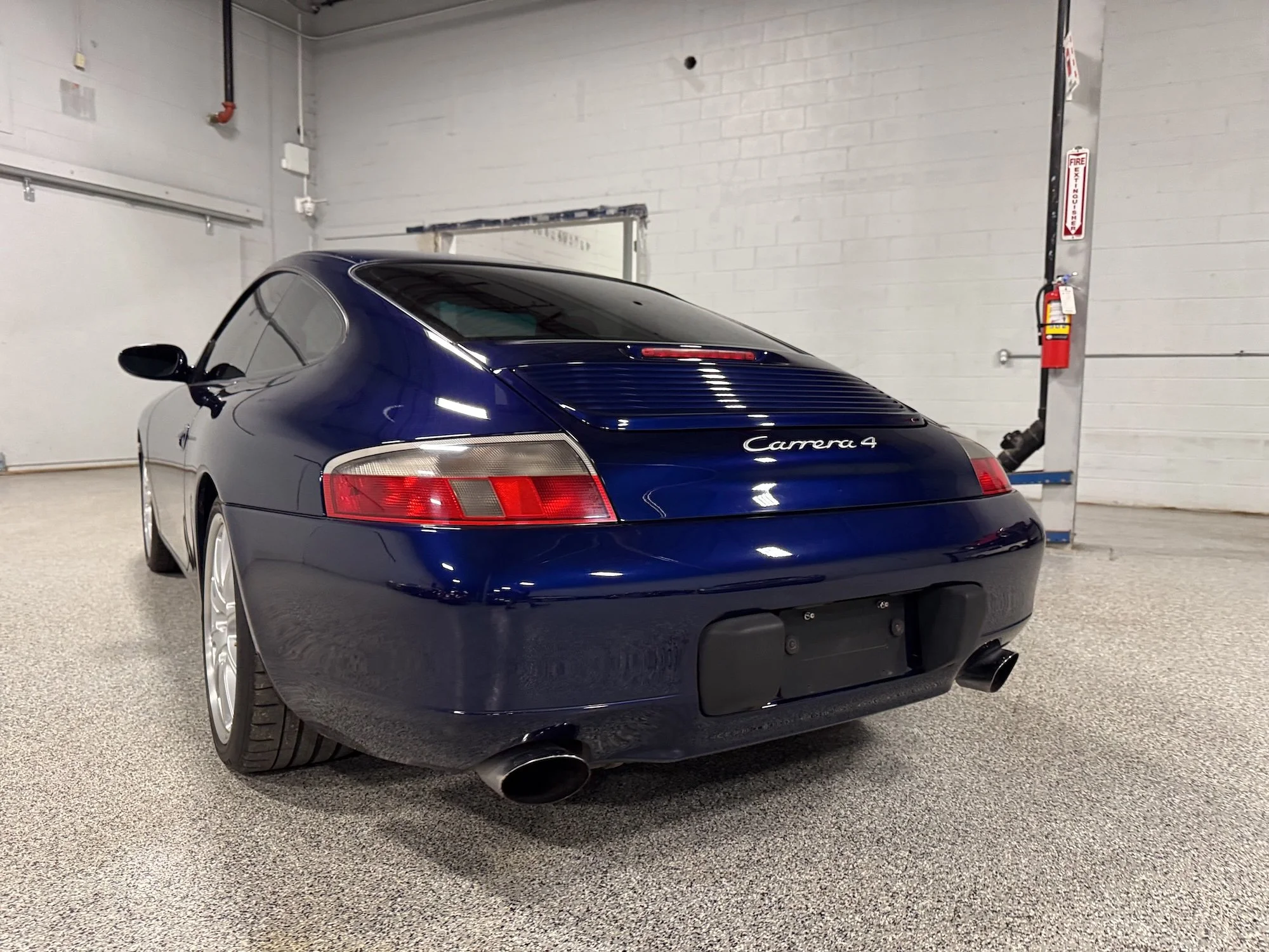 2001_Porsche_966_Carrera_Rear_Left.jpg