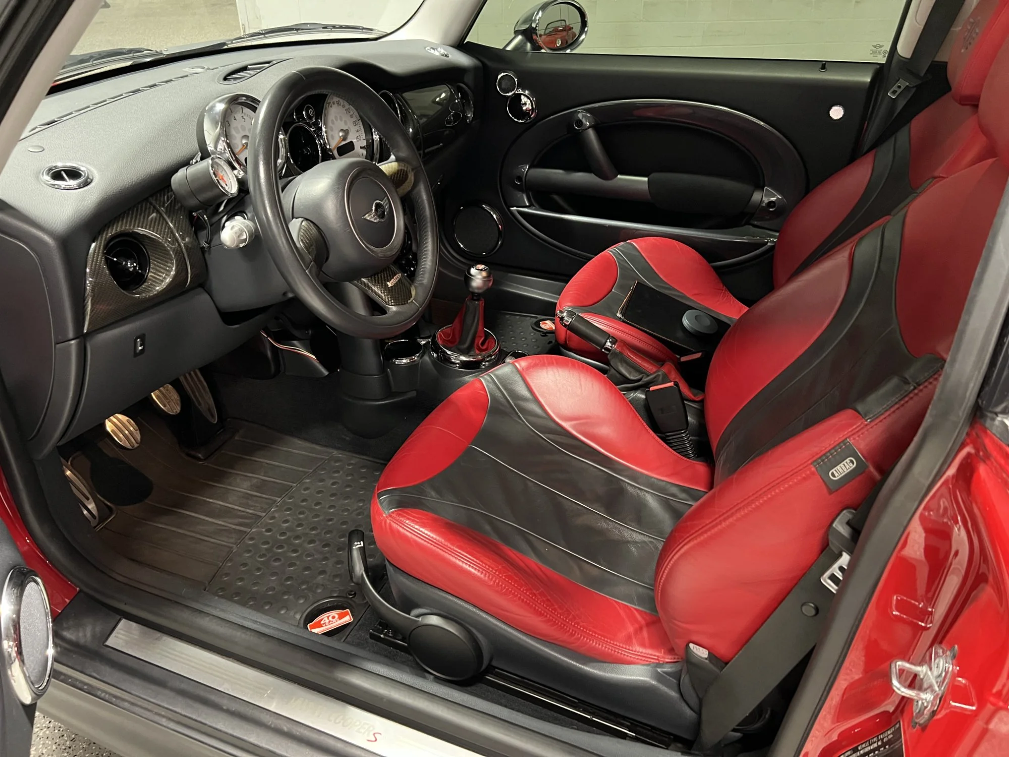 2004 Mini Cooper S - Interior.jpg
