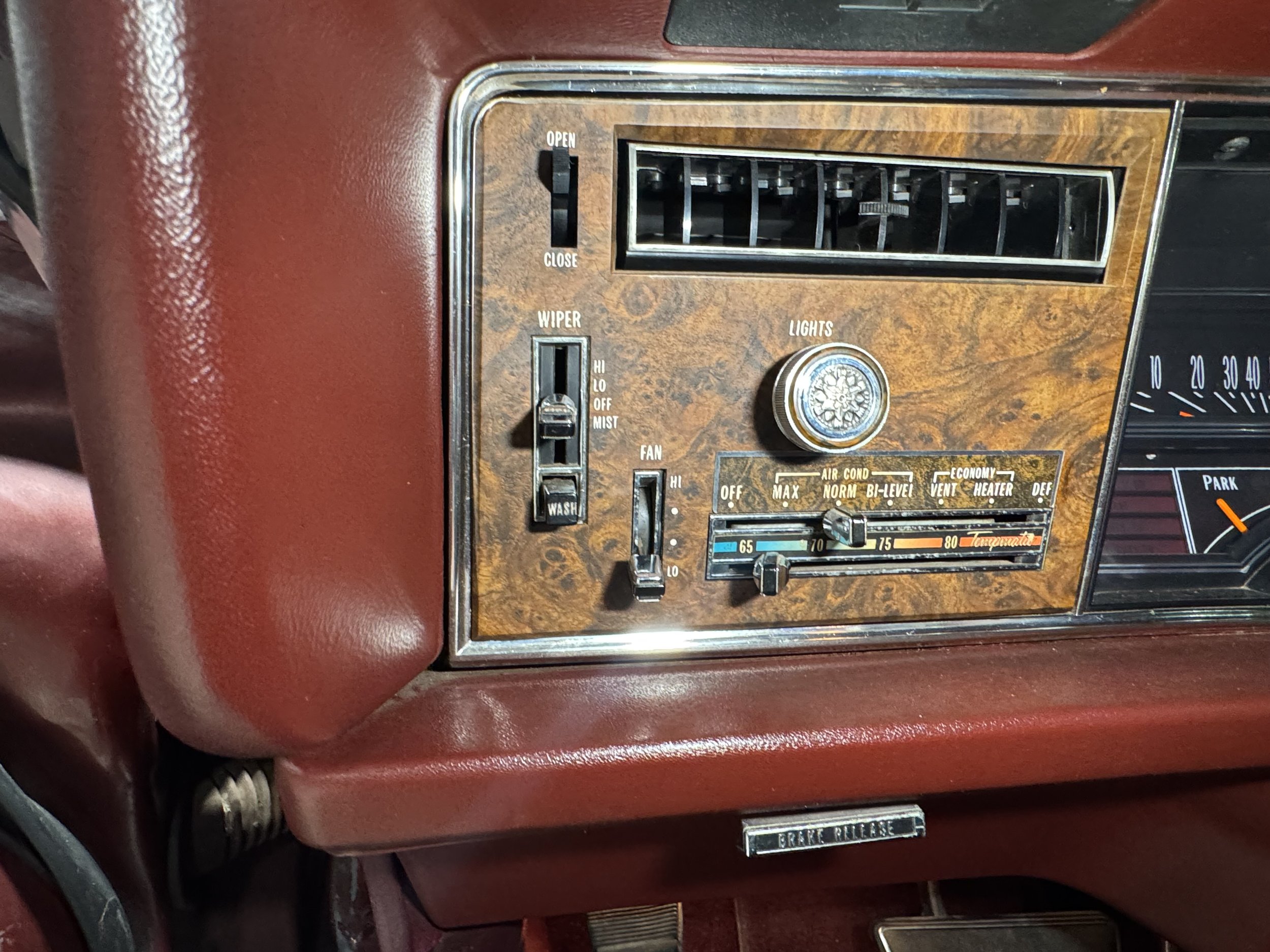1976 Olds Toronado Heat Controls.jpeg