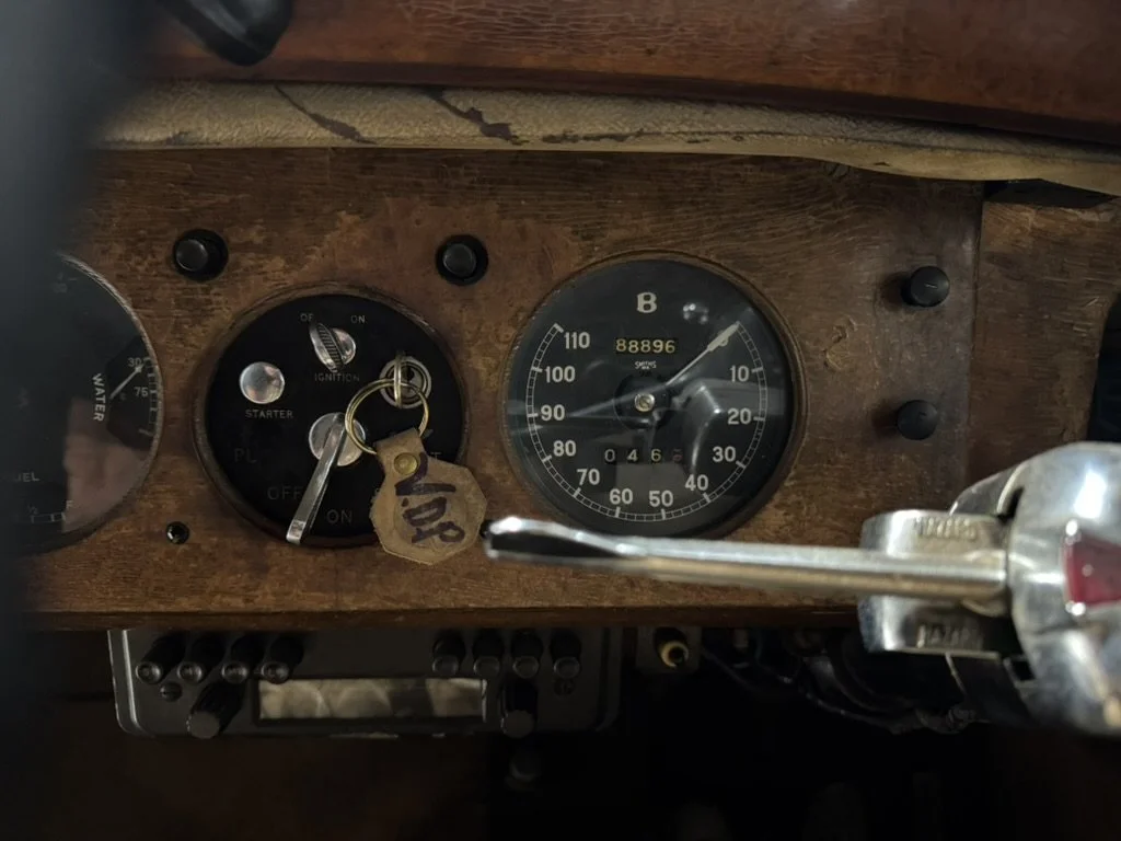 1947_Bentley_VP_Ignition.jpeg