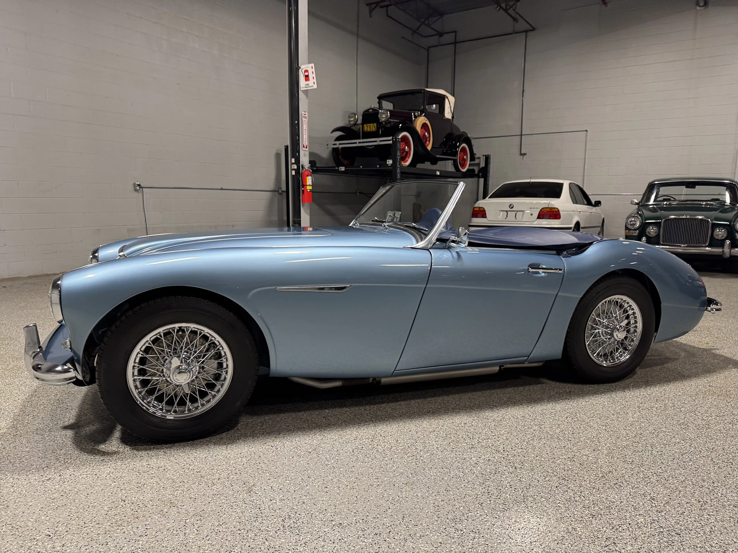 1960 Austin Healey 3000 Left 2.jpeg