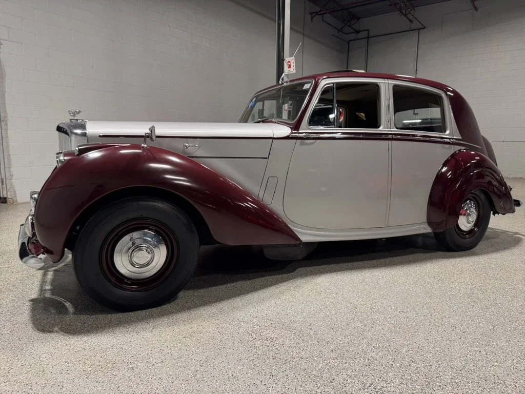 1952_Bentley_MKVI_Left.jpg