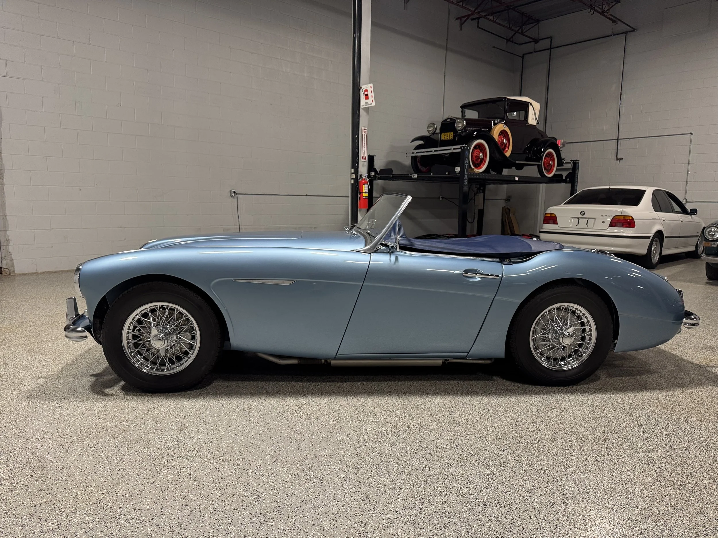 1960 Austin Healey 3000 Left 3.jpeg