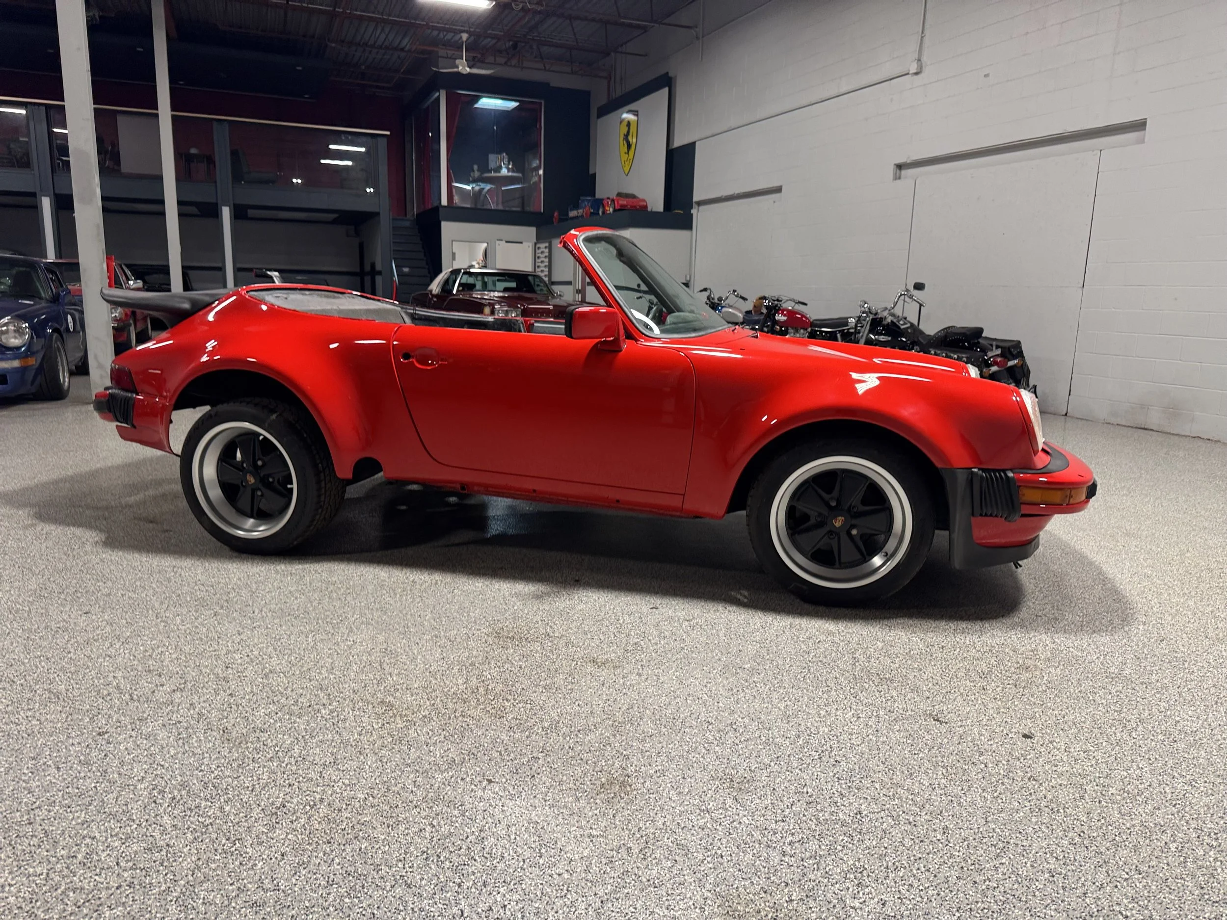 1971 Porsche 911 Cab Project Right 3.jpeg