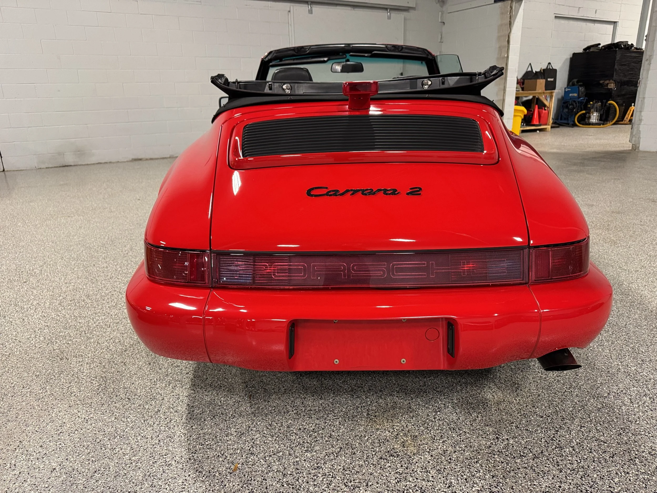 1990_Porsche_911_Carrera_Rear.jpeg