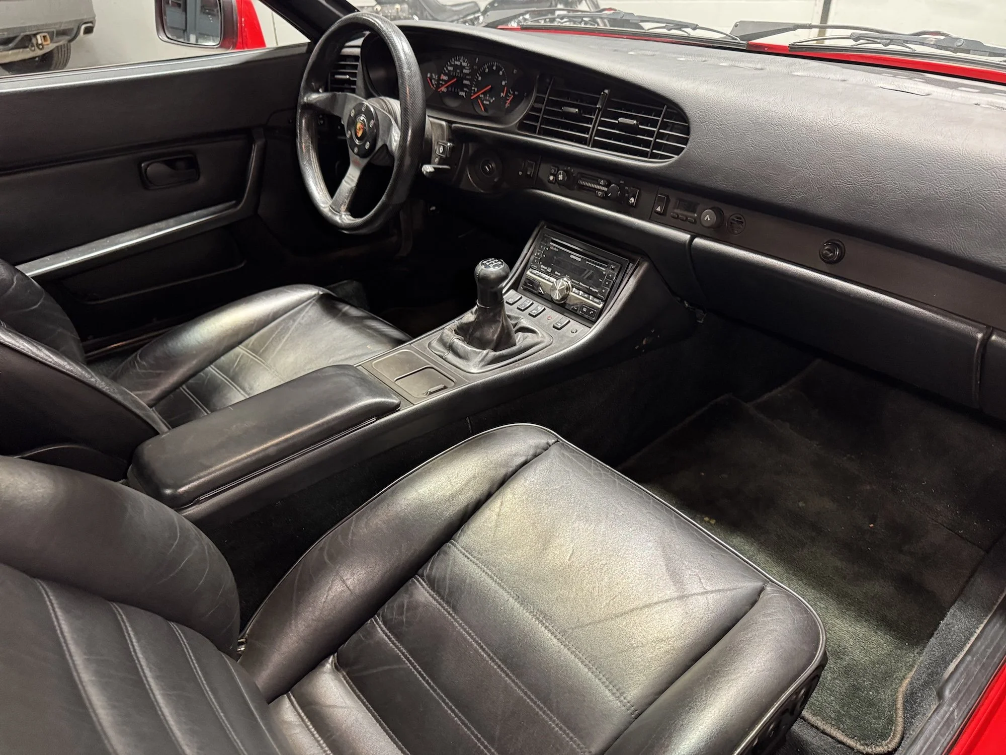 1987 Porsche 944 Turbo Interior 2.jpeg