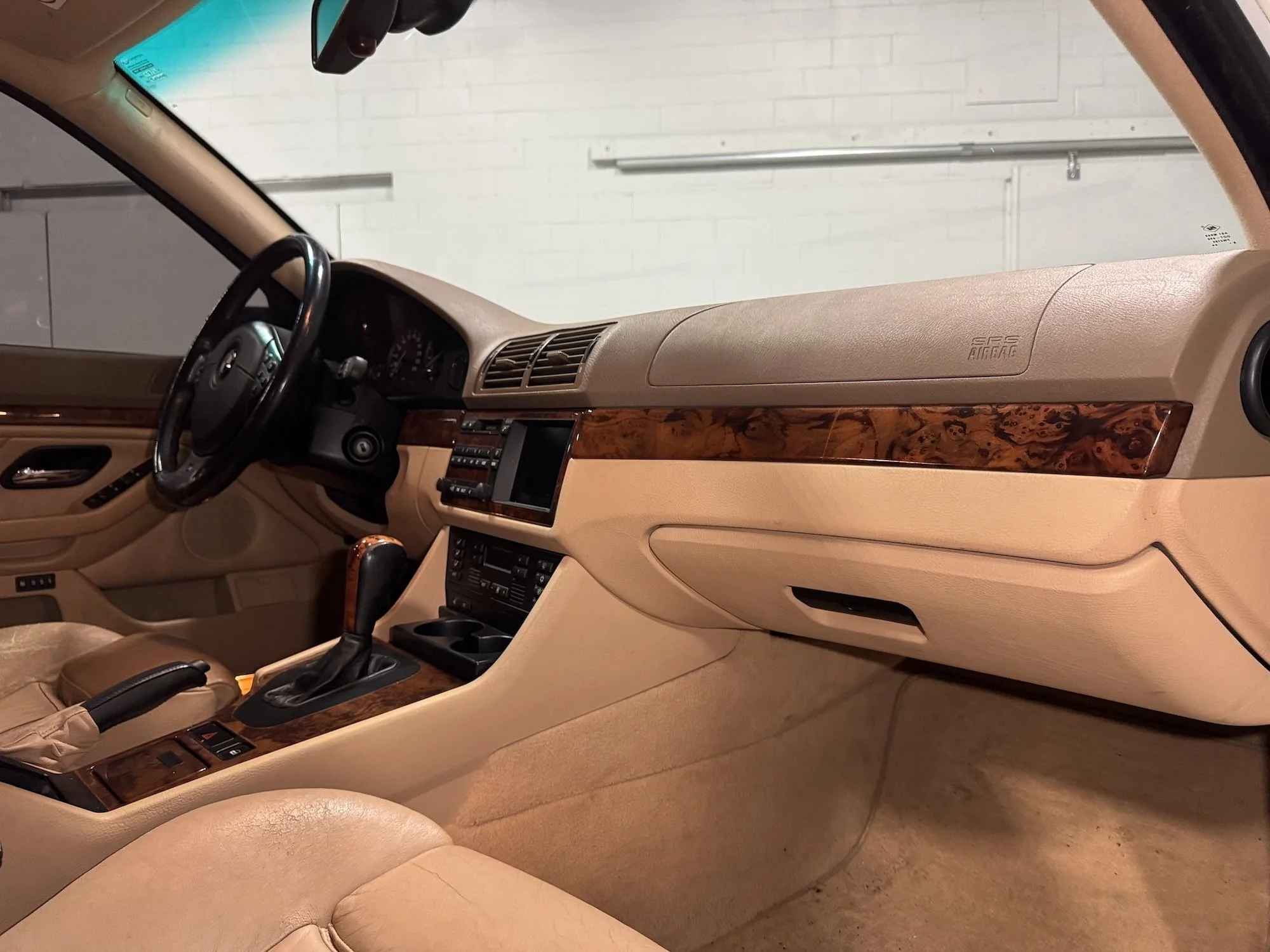 2000_BMW_540_Dashboard.jpeg