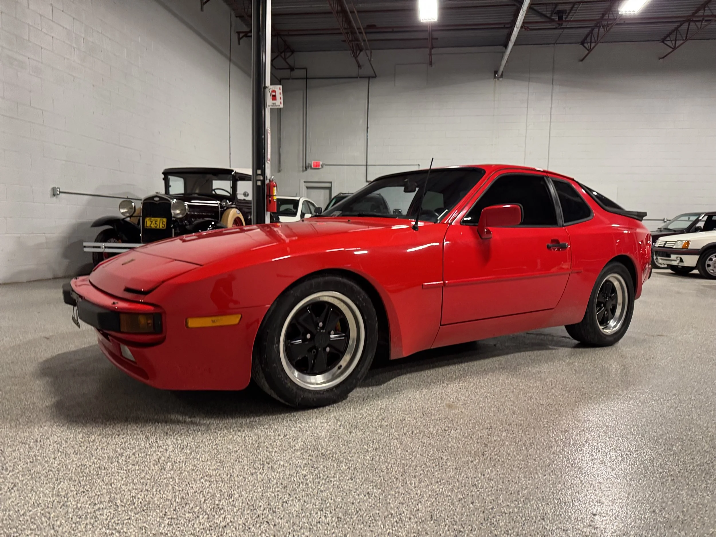 1984_Porsche_944_Left.jpeg