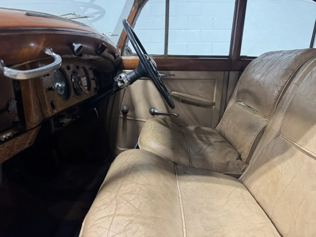 1947_Bentley_VP_PassSeat.jpeg