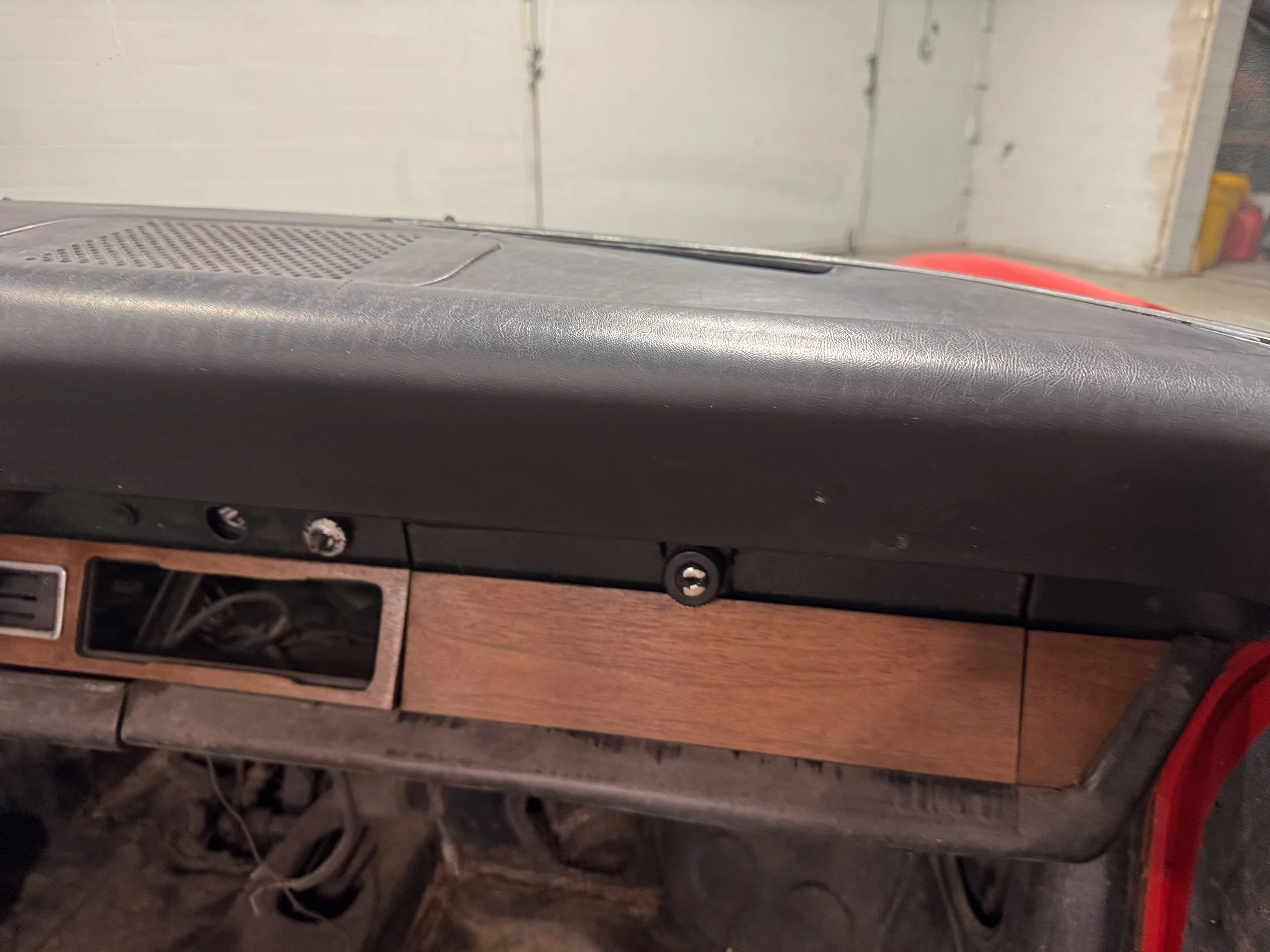 1971 Porsche 911 Cab Project Dash 2.jpeg