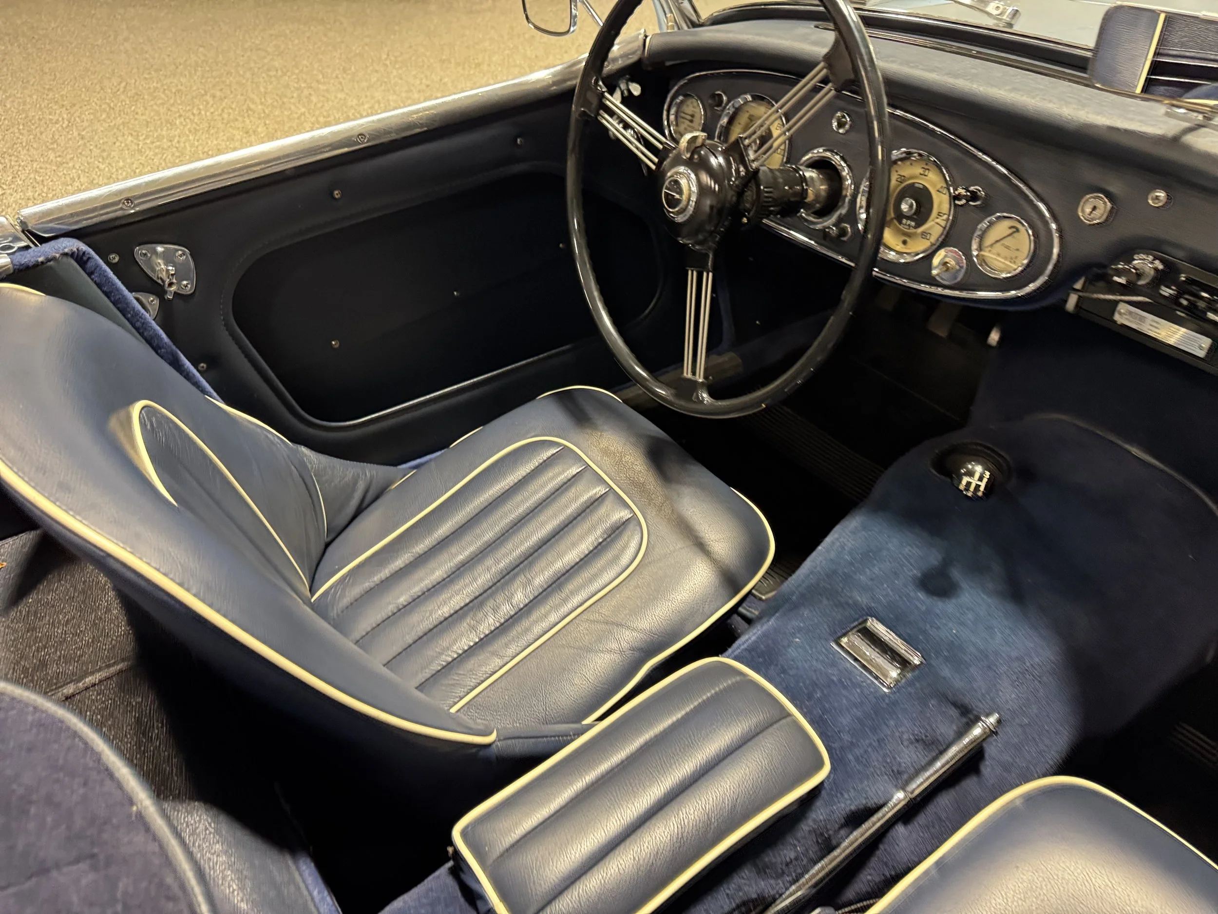1960 Austin Healey Interior Front 2.jpeg