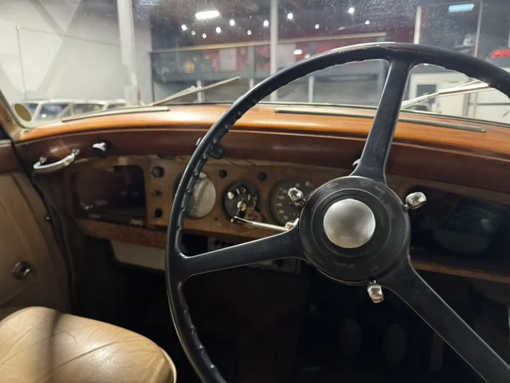 1947_Bentley_VP_SteeringWheel.jpeg
