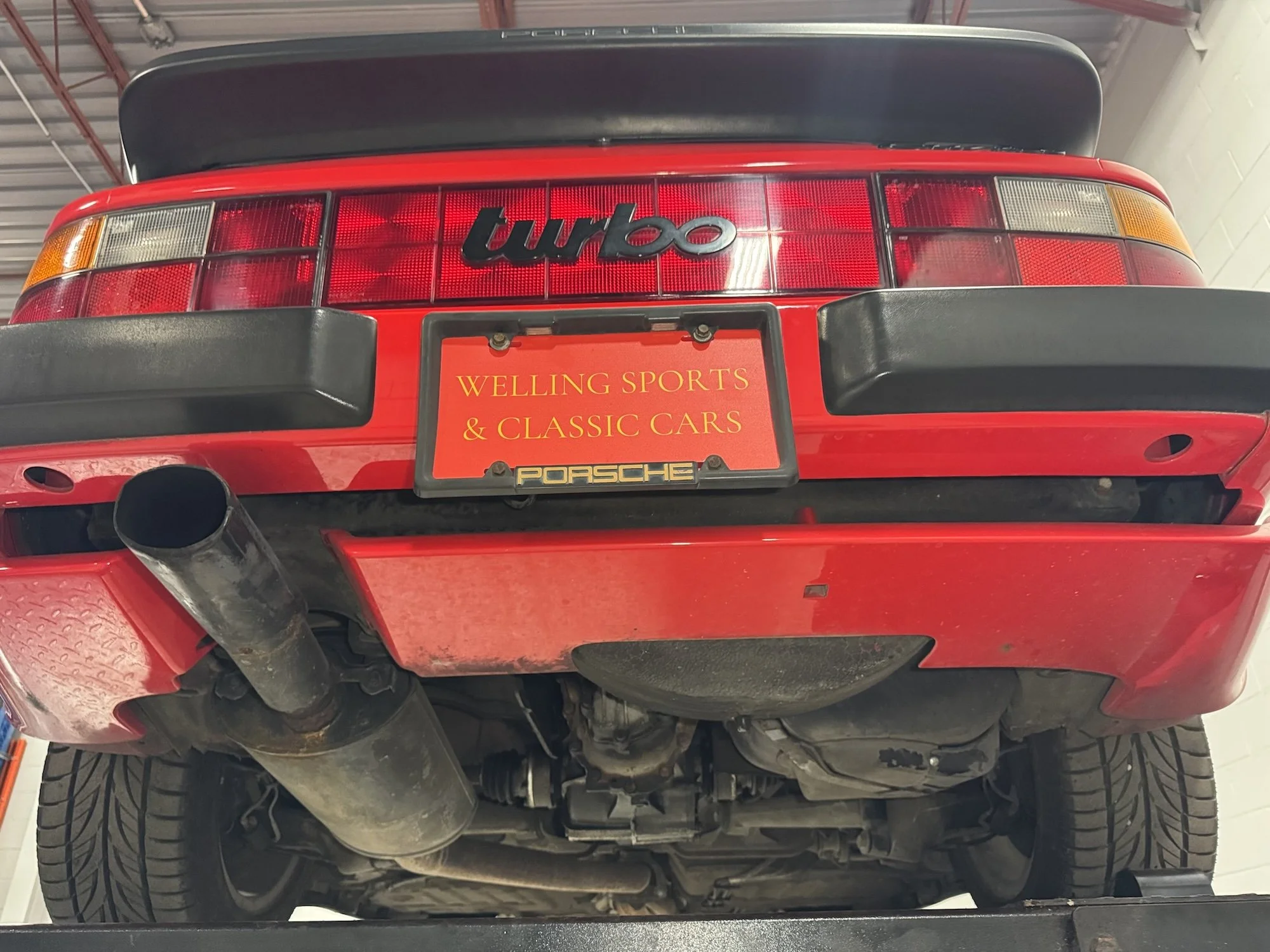 1987 Porsche 944 Turbo Rear Under.jpeg