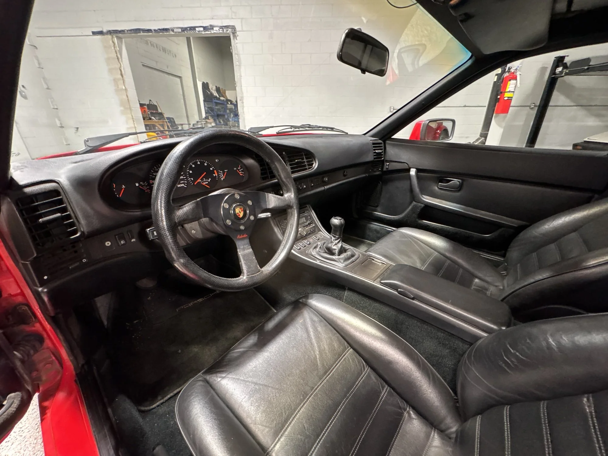 1987 Porsche 944 Interior Wide.jpeg