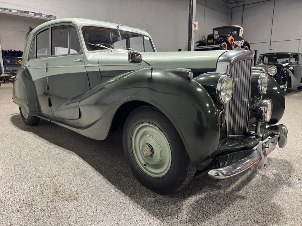 1947_Bentley_VP_FrontRight.jpeg