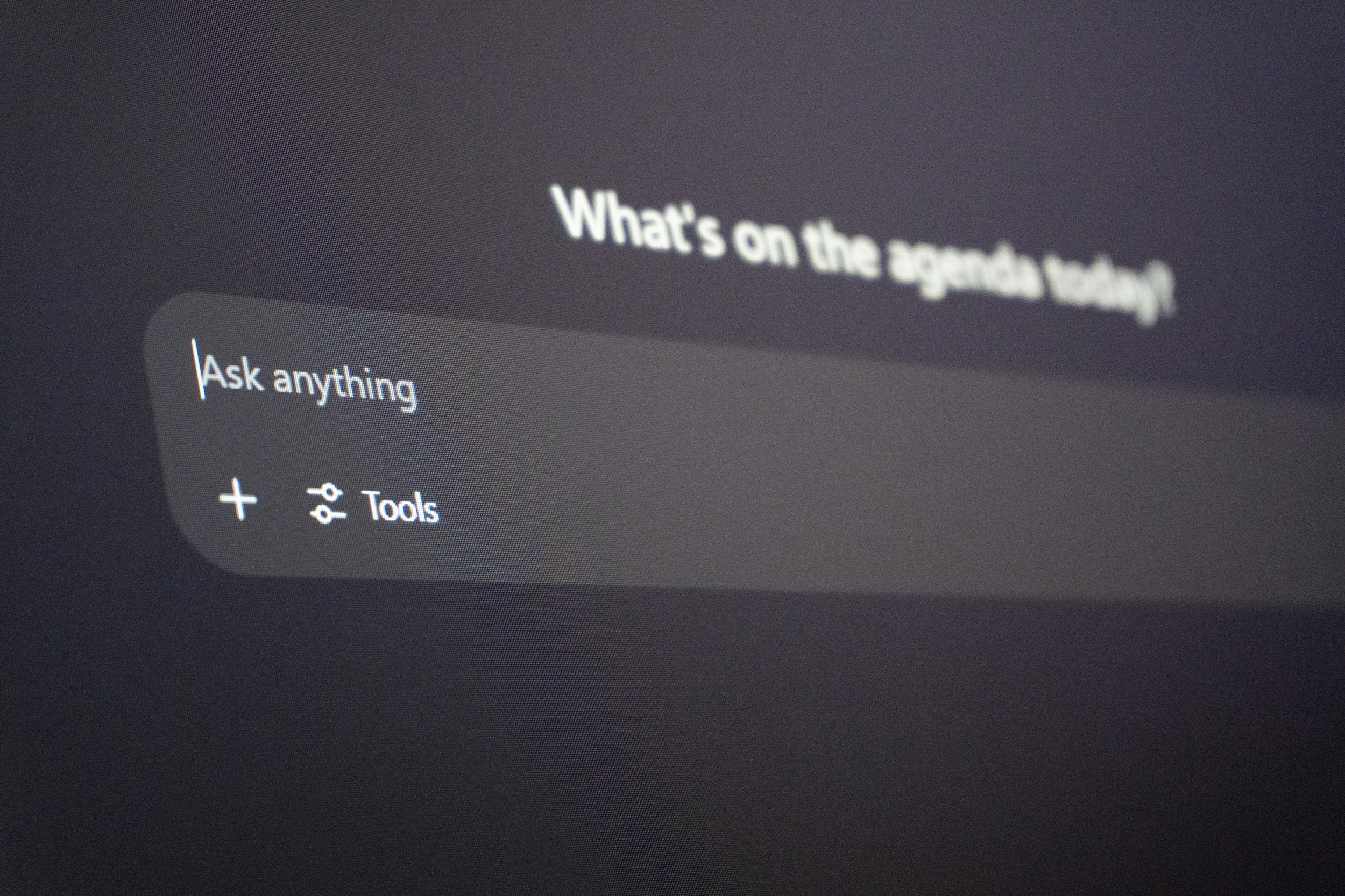 The Prompt Playbook: How To Turn Your Marketing Team into Prompt Engineers