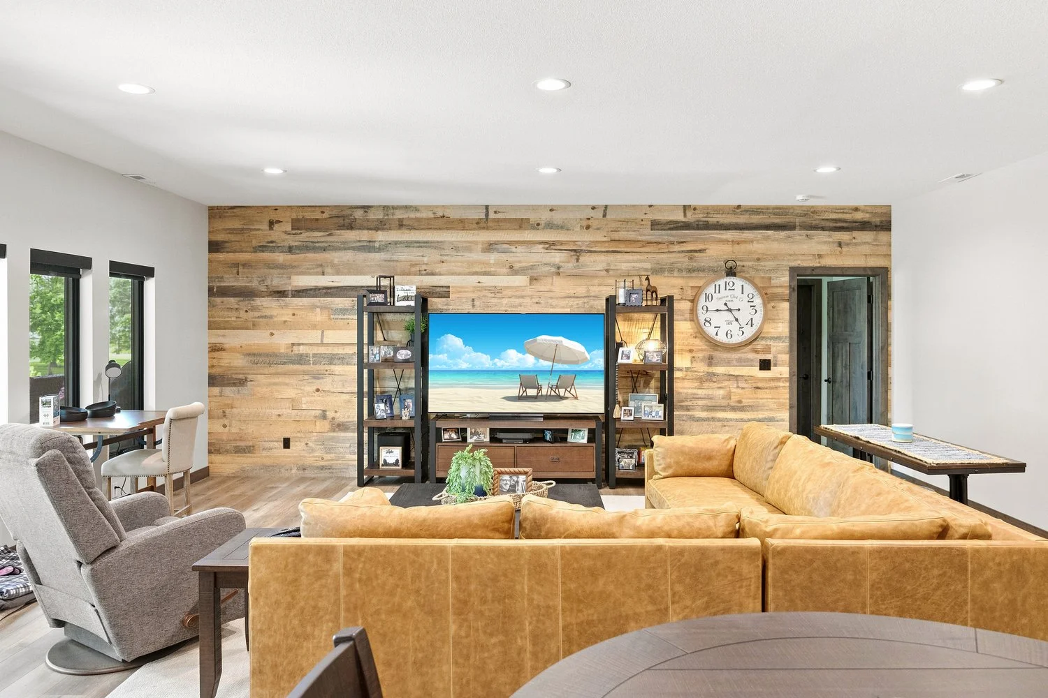 family room of lake home near Big Detroit Lake
