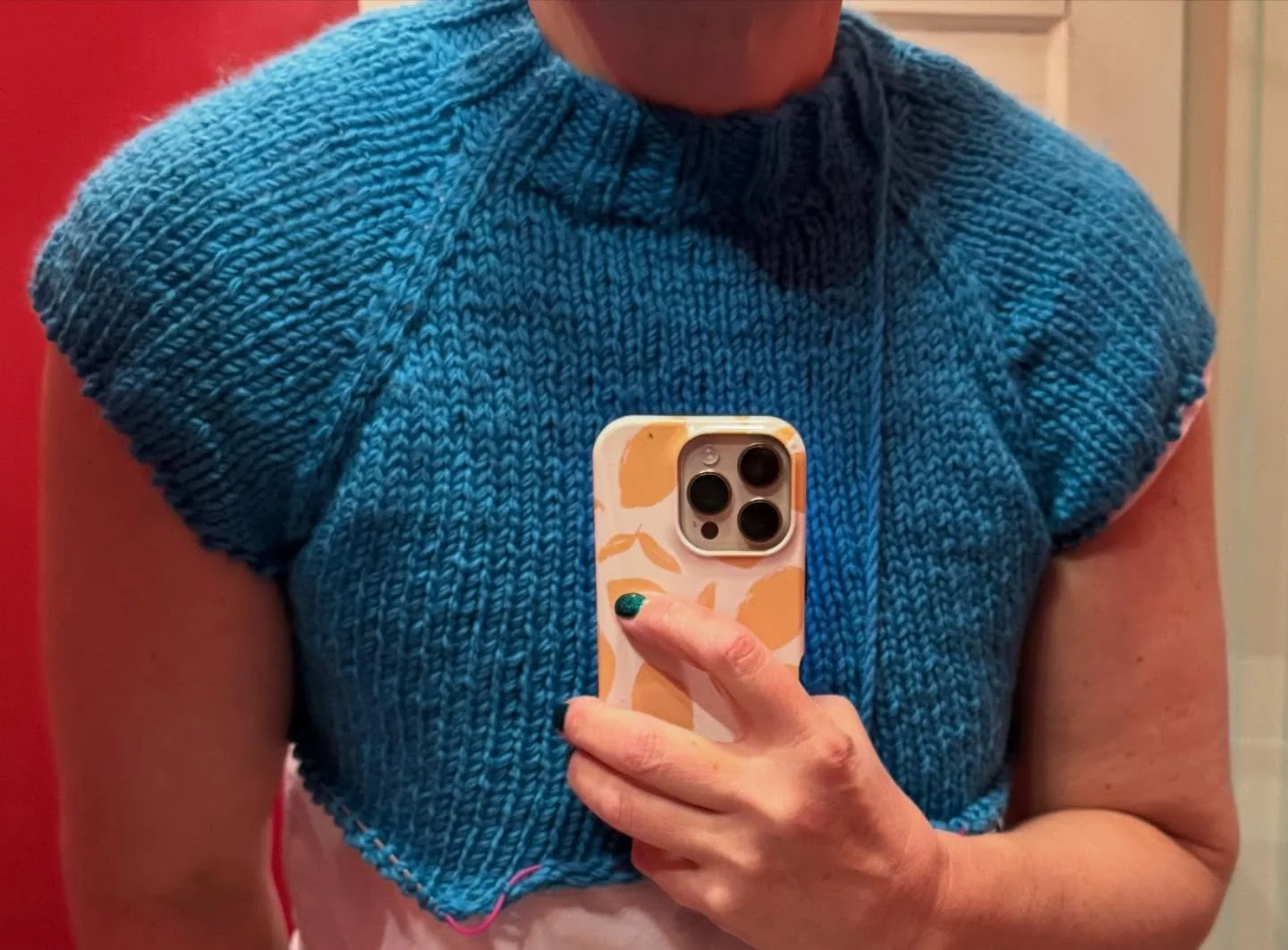 Fit check ~ The Fall Bluff Raglan by Ashley Lillis knit in Cascade Bluejay - a classic wardrobe staple, a well written pattern and knit up in some of my favorite yarn❤️ #raglansweater #cascadeyarn #handknit #fitcheck #restingandrecovering