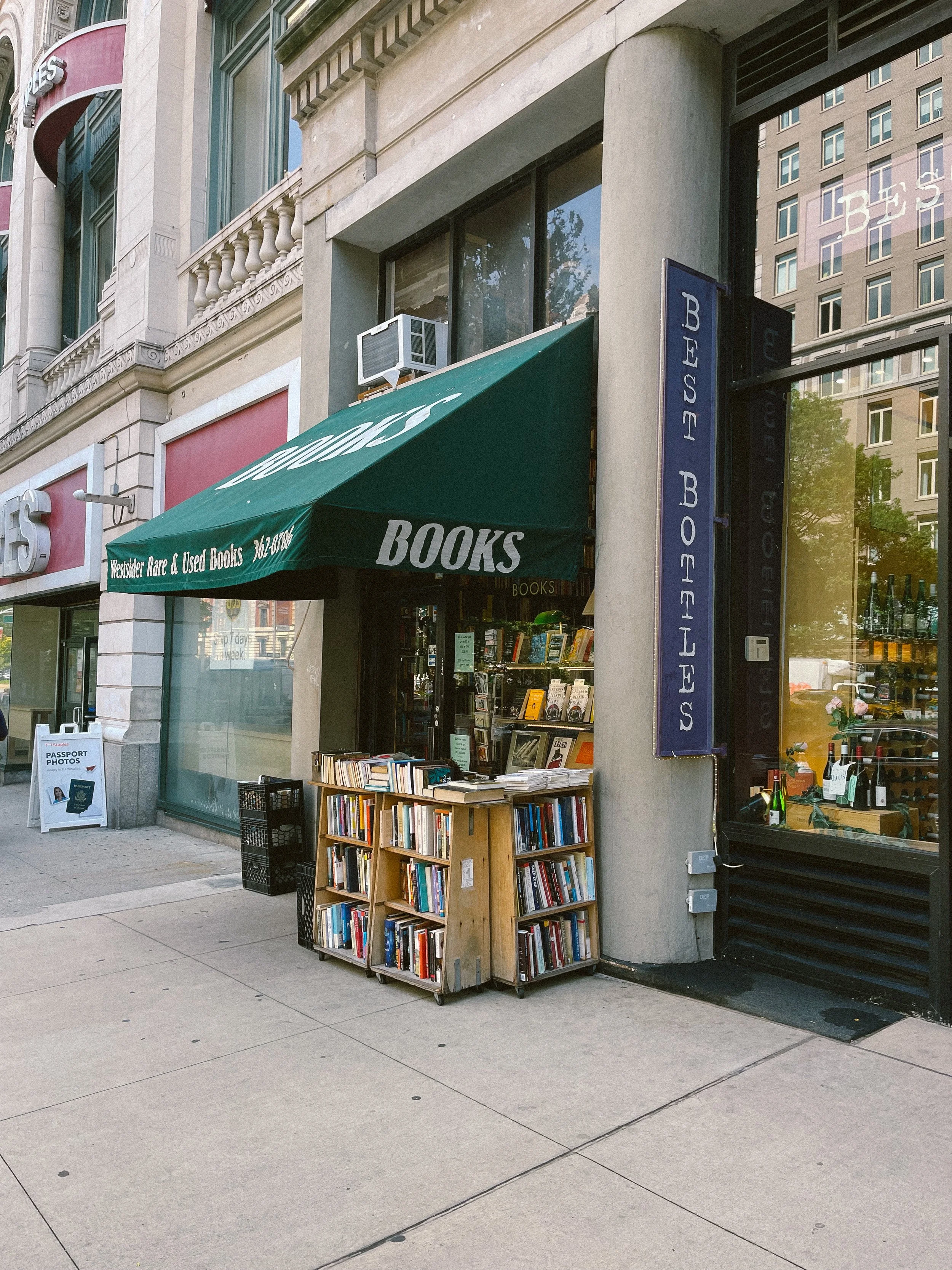 07_NYC_Phone_2023-12.jpg
