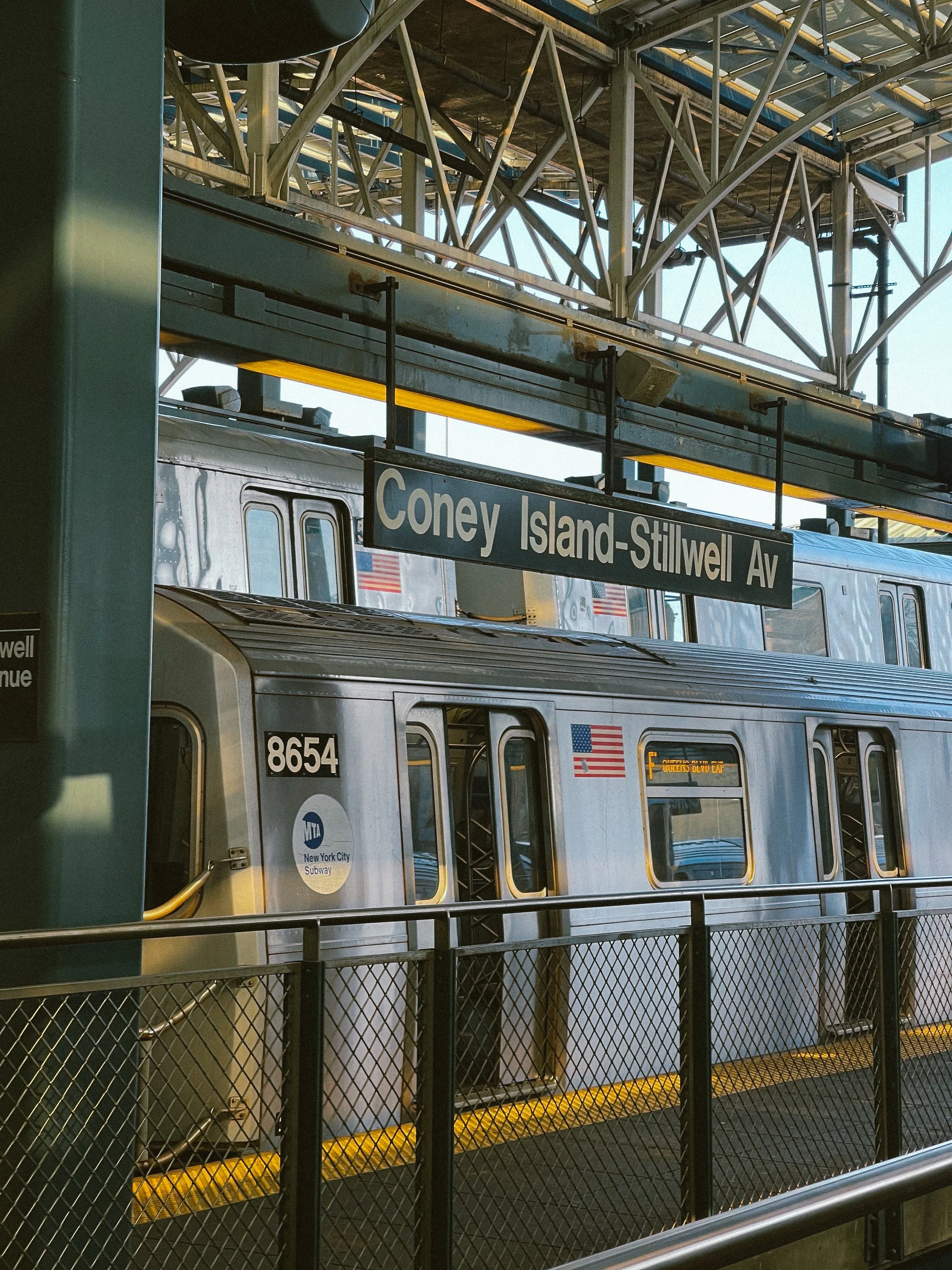 05_NYC_Phone_2023-19.jpg