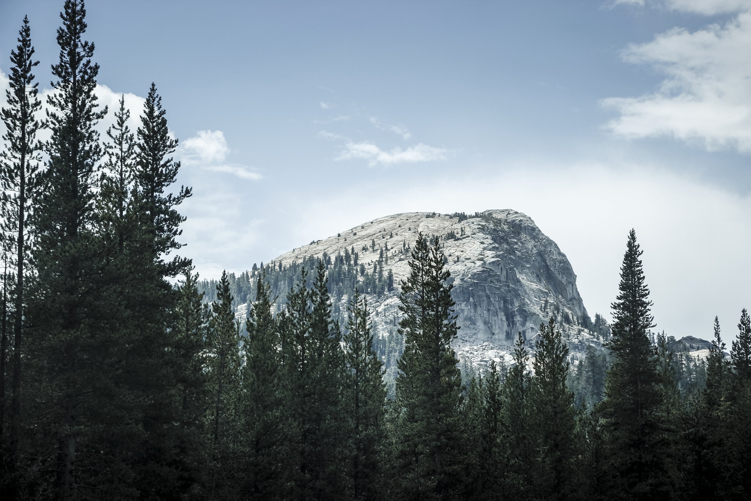 yose3halfdome.jpg
