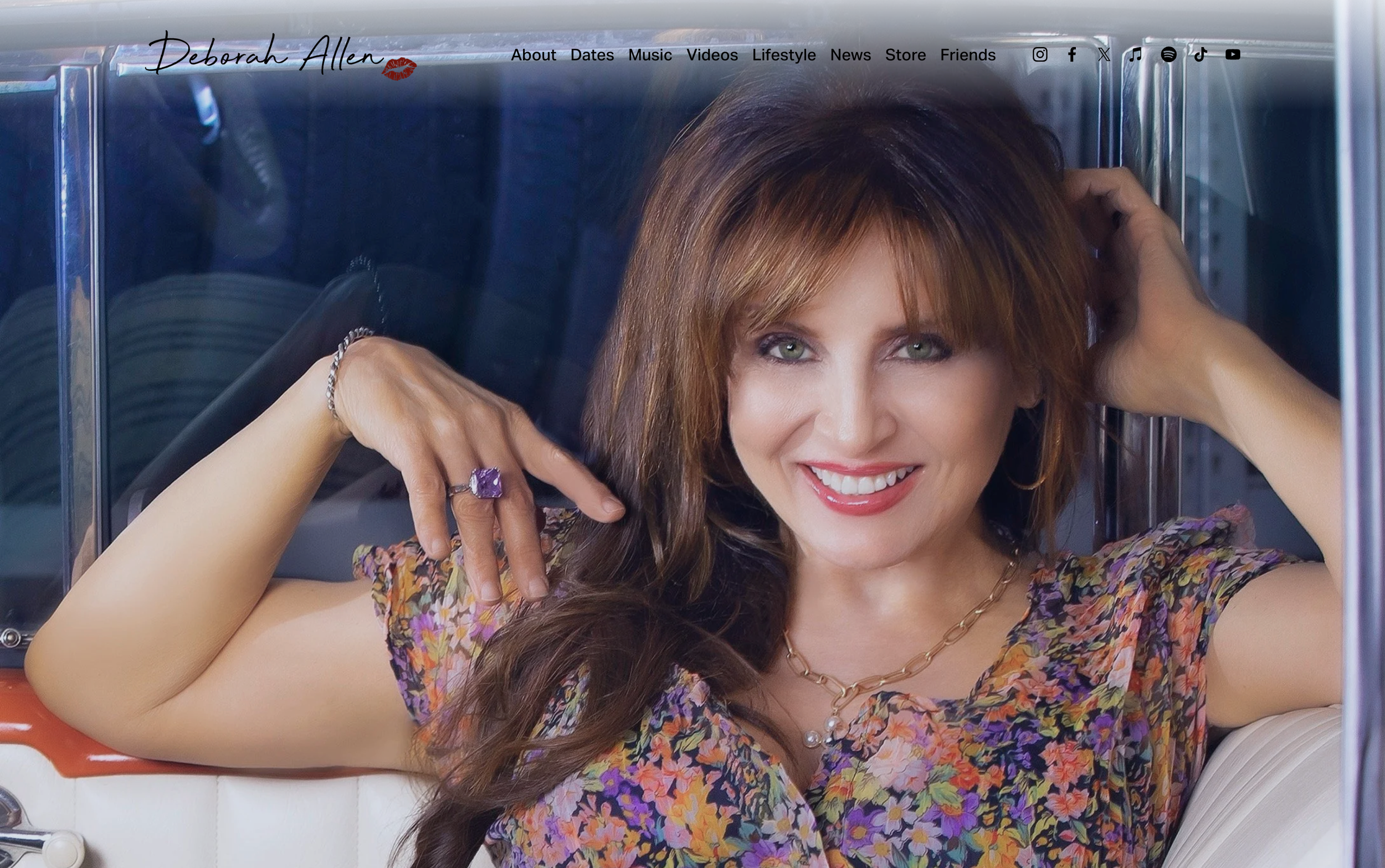 Nashville Singer-Songwriter Deborah Allen