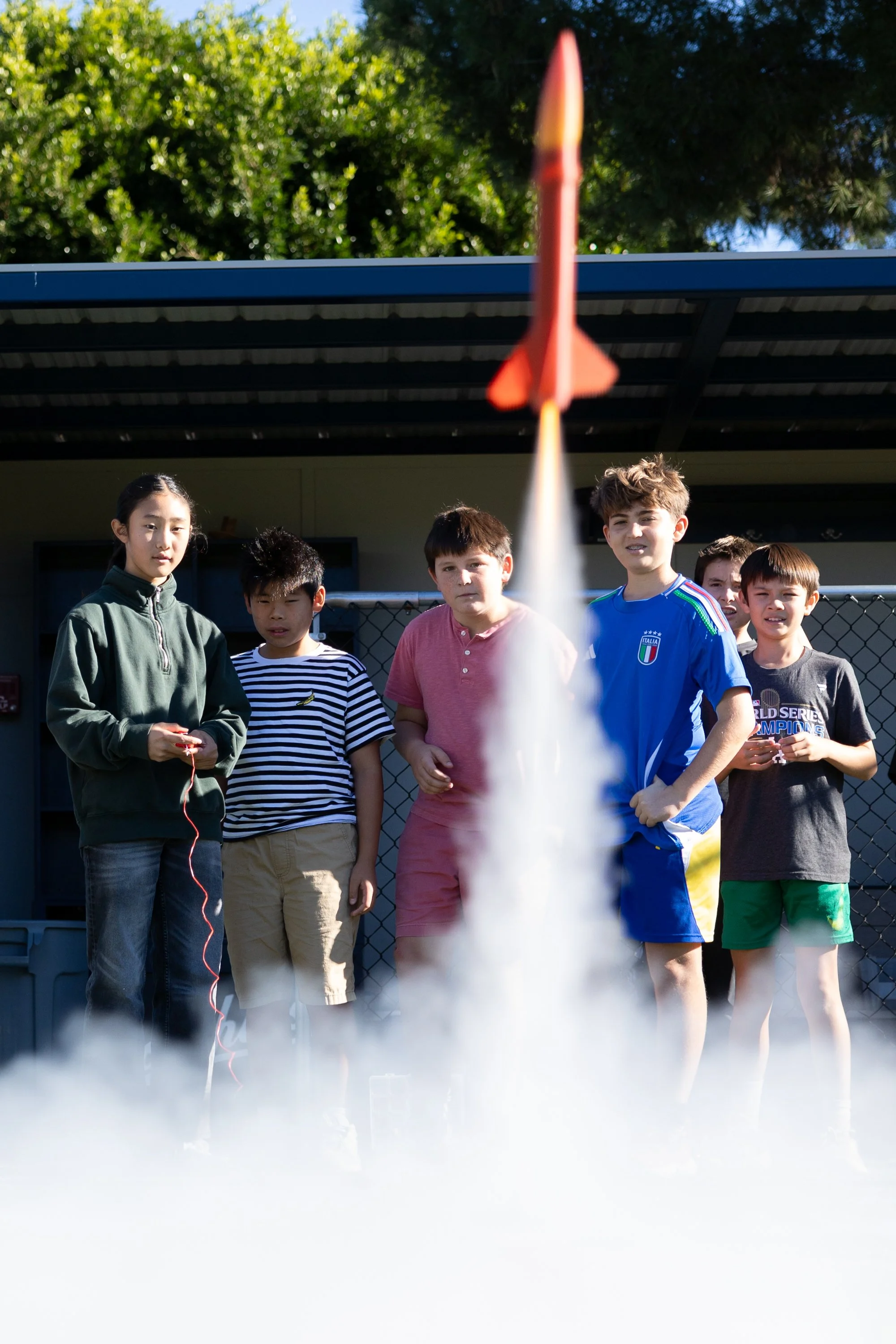 CS_12092025_6thGradeRocketLaunch12.JPG