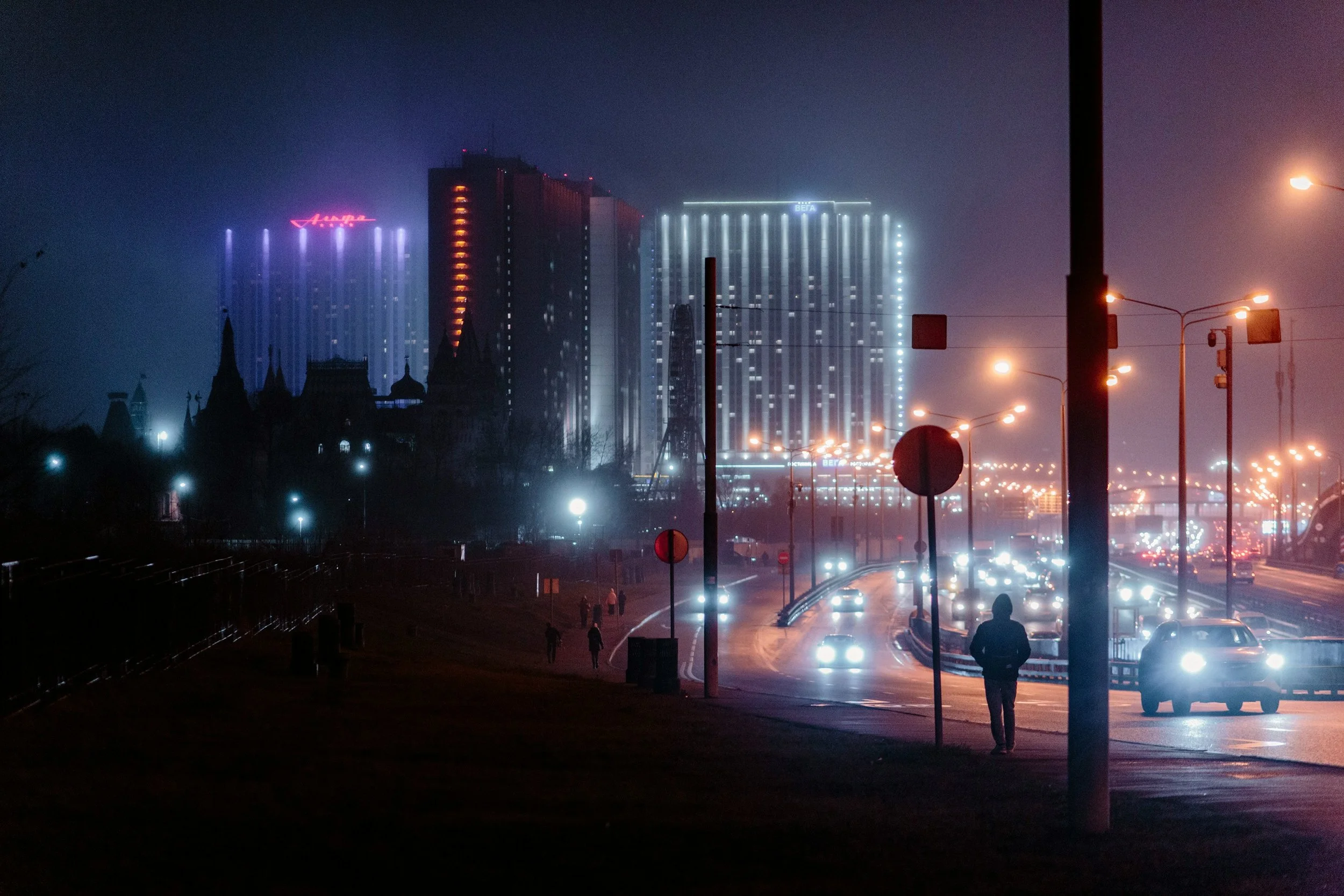 From Chaos to Clarity: How to Set New Year Intentions That Actually Support You