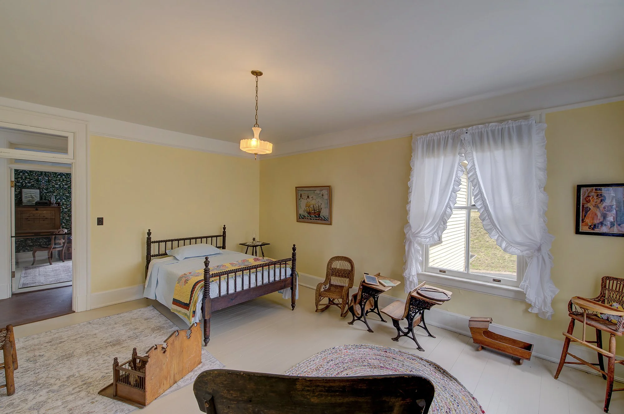 Commander's Quarters_19.jpg