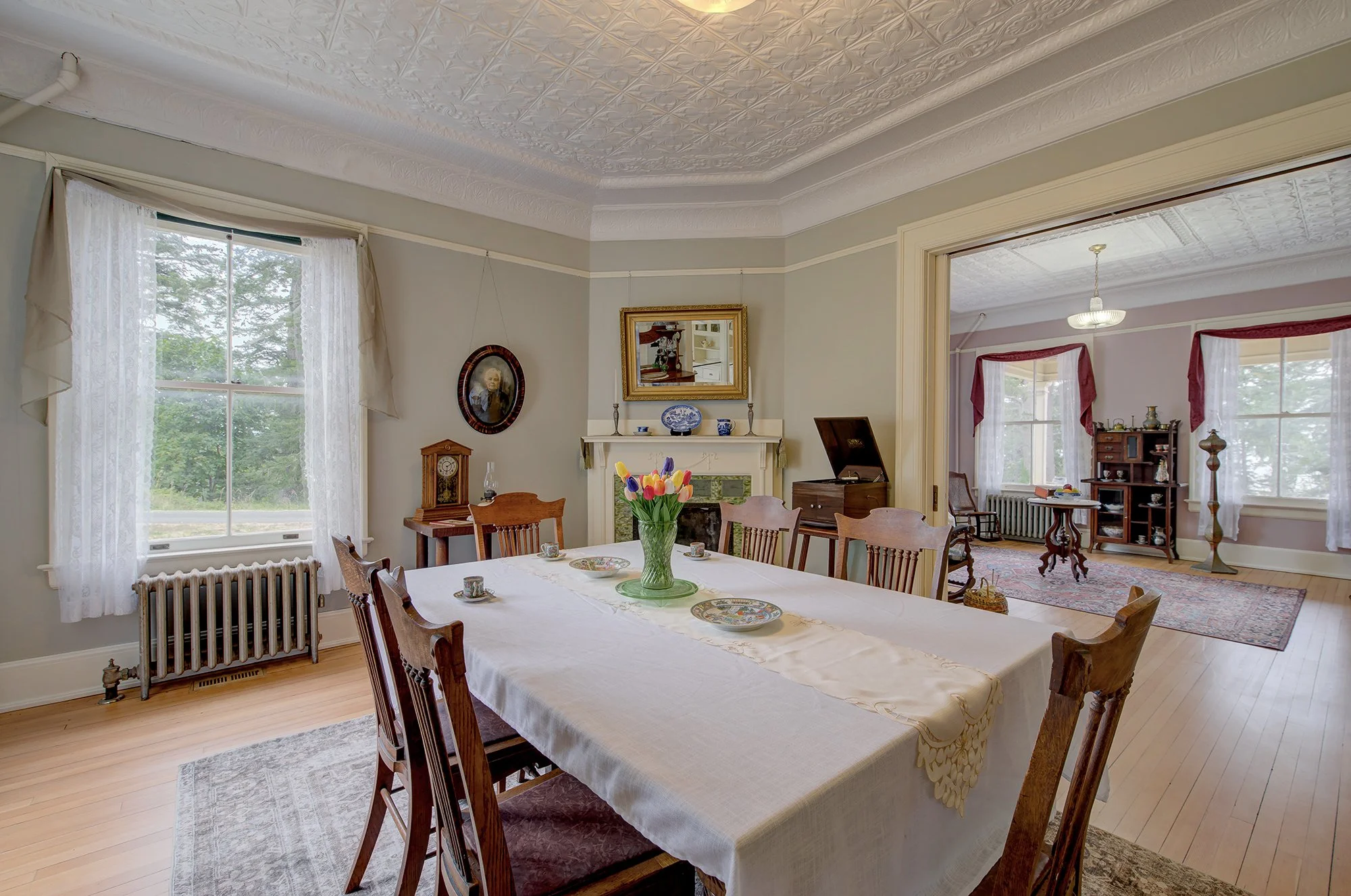 Commander's Quarters_4.jpg